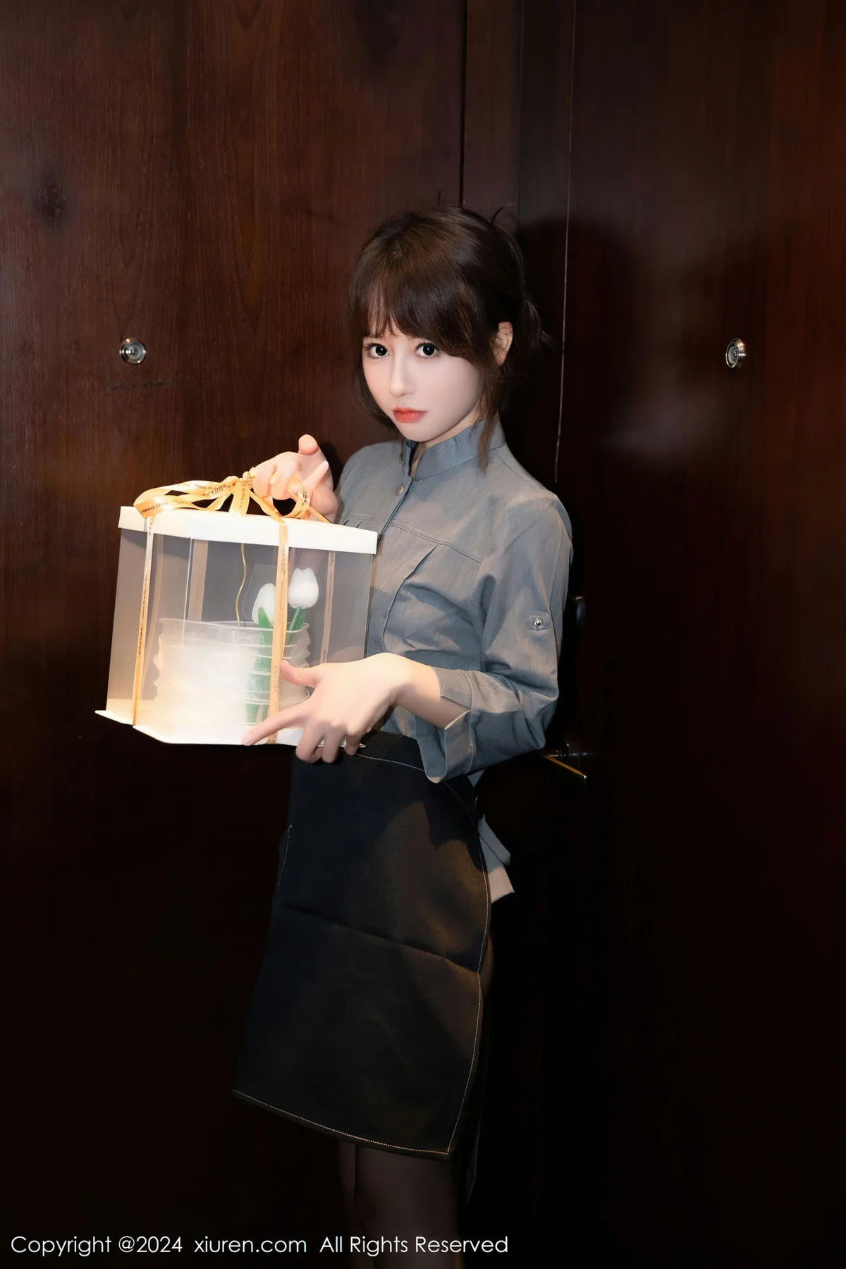 XiuRen 秀人 No.7953  金tiao 极致美腿性感写真2 - 1