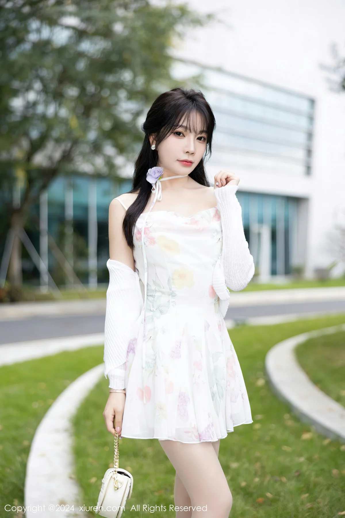 XiuRen 秀人 No.7959  徐莉芝Booty 黑色情趣性感写真1 - 2