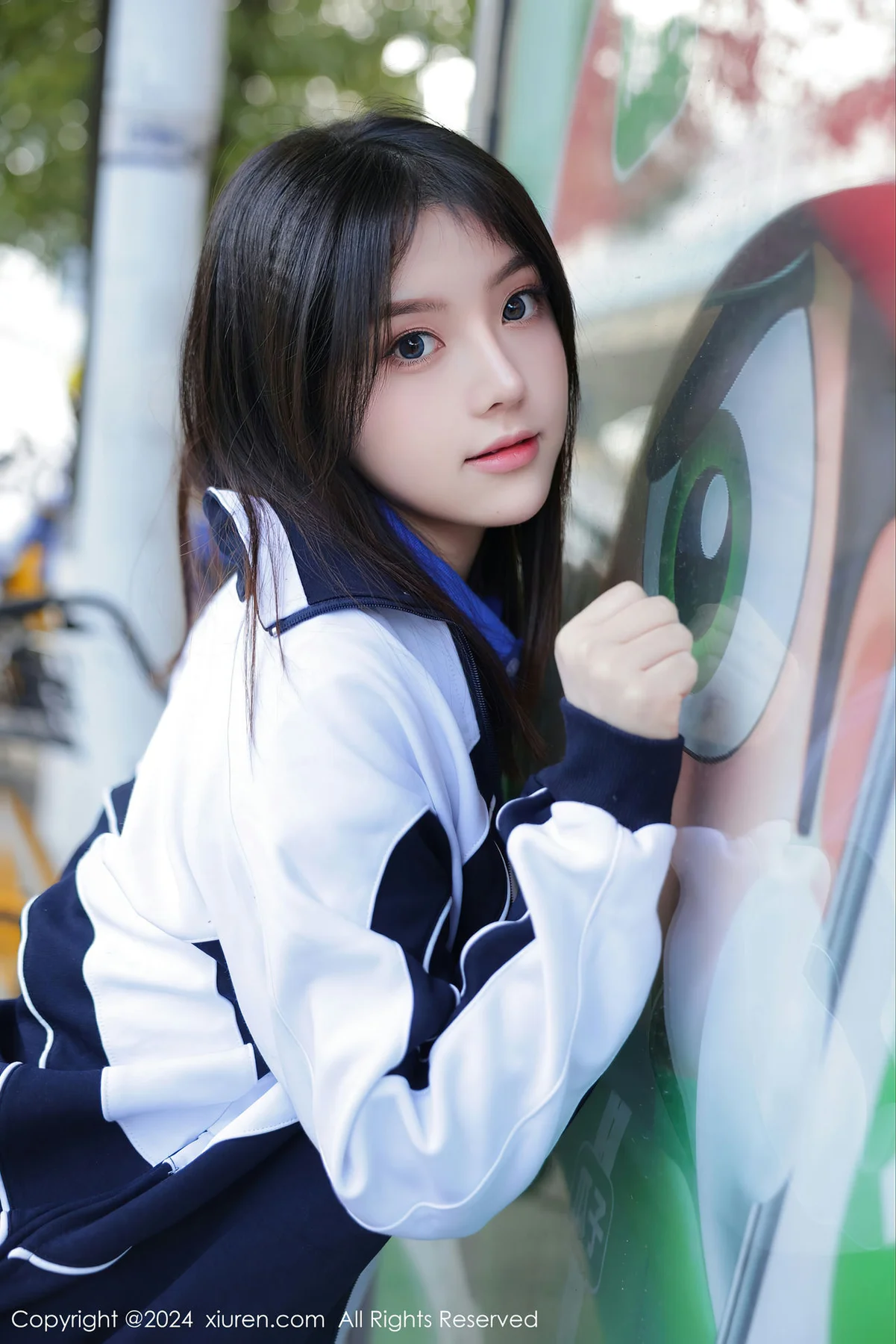 XiuRen 秀人 No.7994  豆瓣酱 公交车场景性感写真111 - 2