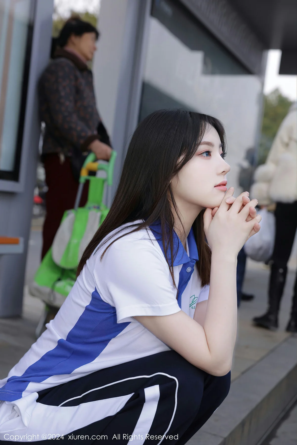 XiuRen 秀人 No.7994  豆瓣酱 公交车场景性感写真111 - 2