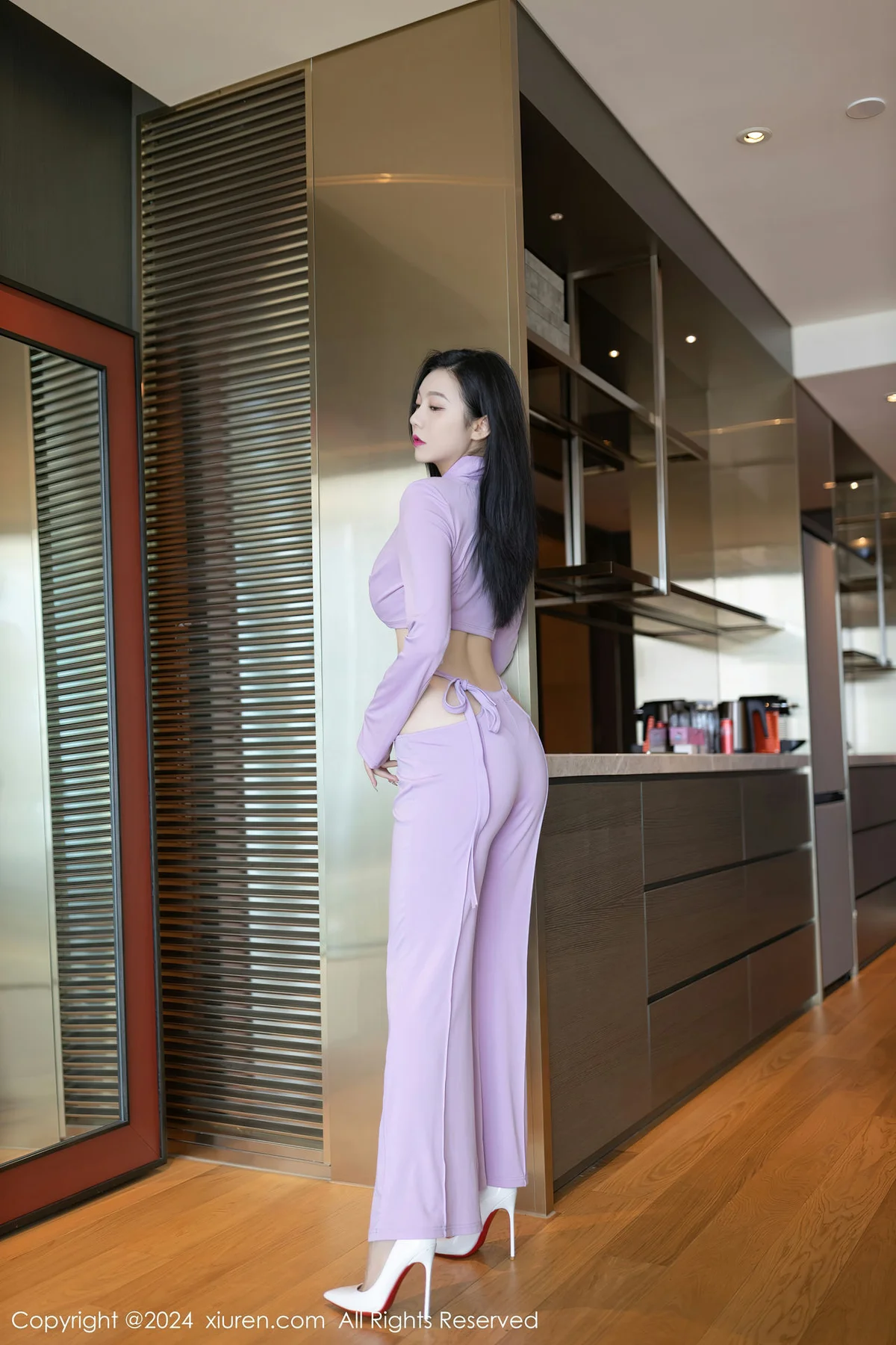 XiuRen 秀人 No.8006  安然anran 白色丝袜性感写真1 - 1