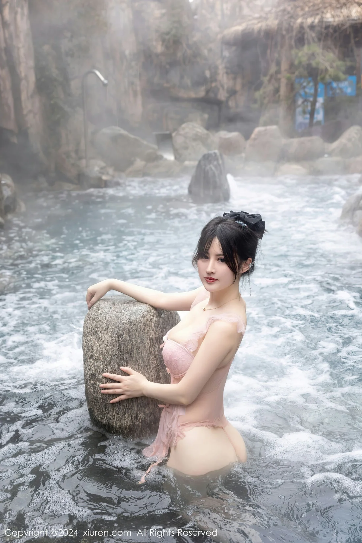 XiuRen 秀人 No.8039  诗诗kiki 粉色情趣吊灯短裙性感写真 - 5