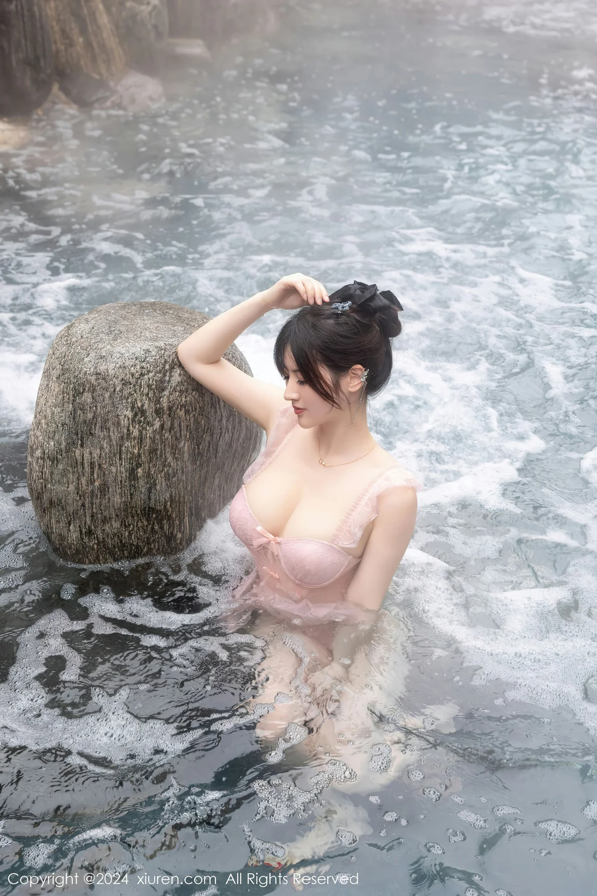 XiuRen 秀人 No.8039  诗诗kiki 粉色情趣吊灯短裙性感写真 - 6