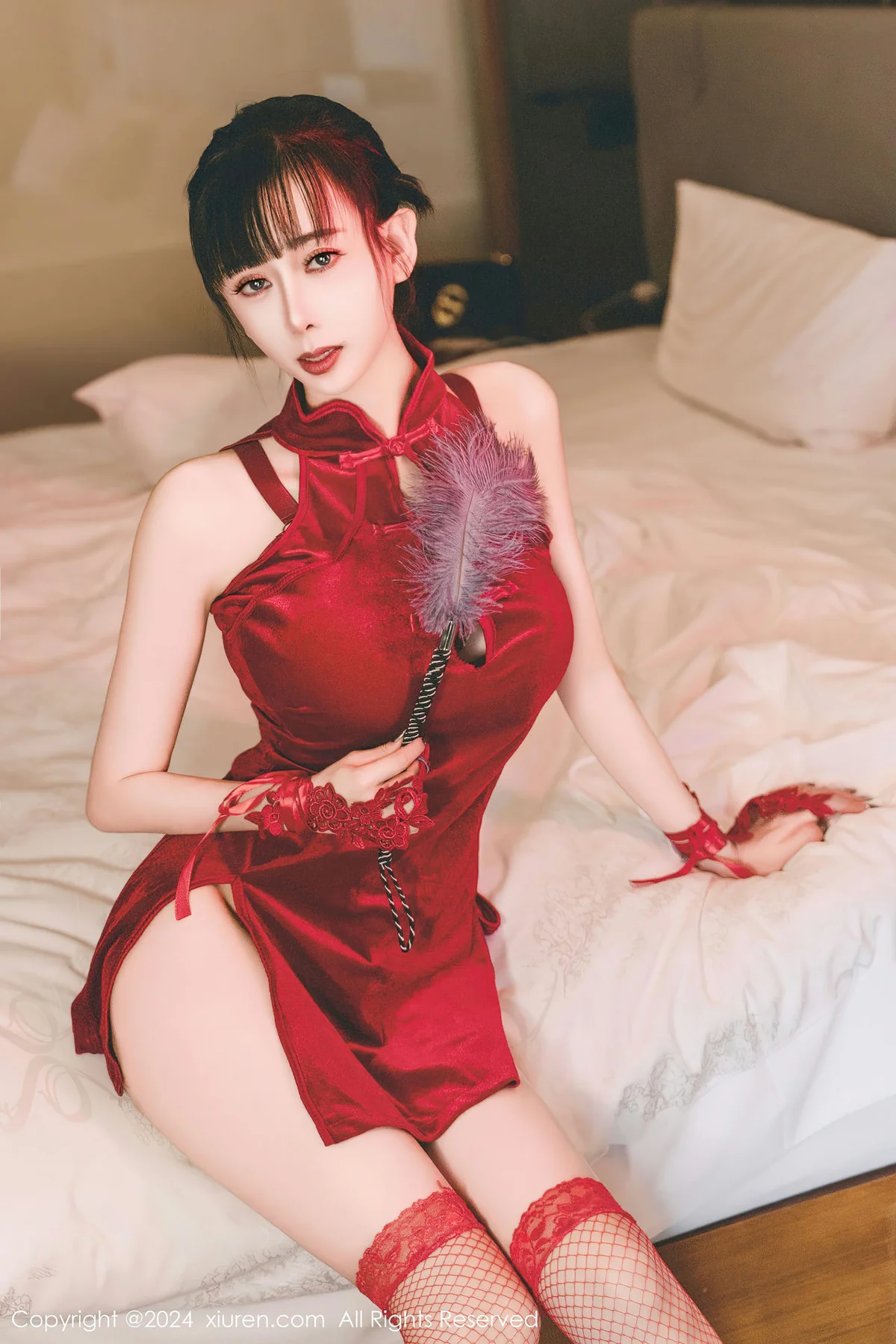 XiuRen 秀人 No.8047  宝宝甜 首套写真酒后微醺3 - 9