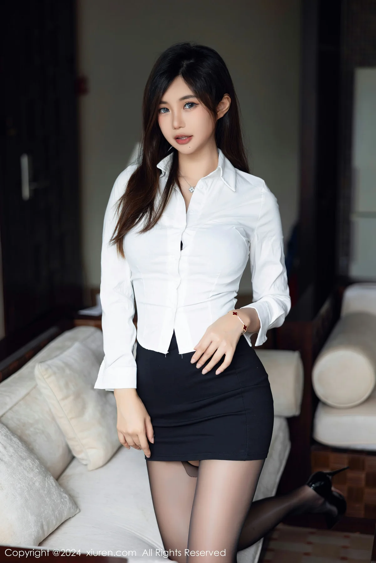 XiuRen 秀人 No.8053  绮里嘉ula 黑色蕾丝内衣三亚心愿旅拍1 - 9