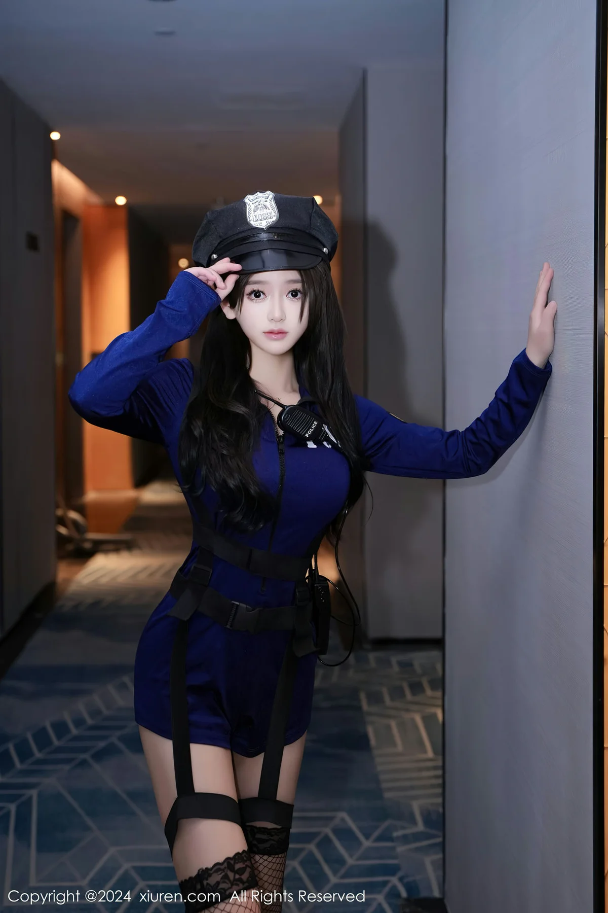 XiuRen 秀人 No.8066  奶茶味的包子 首套写真深蓝色情趣制服11 - 7