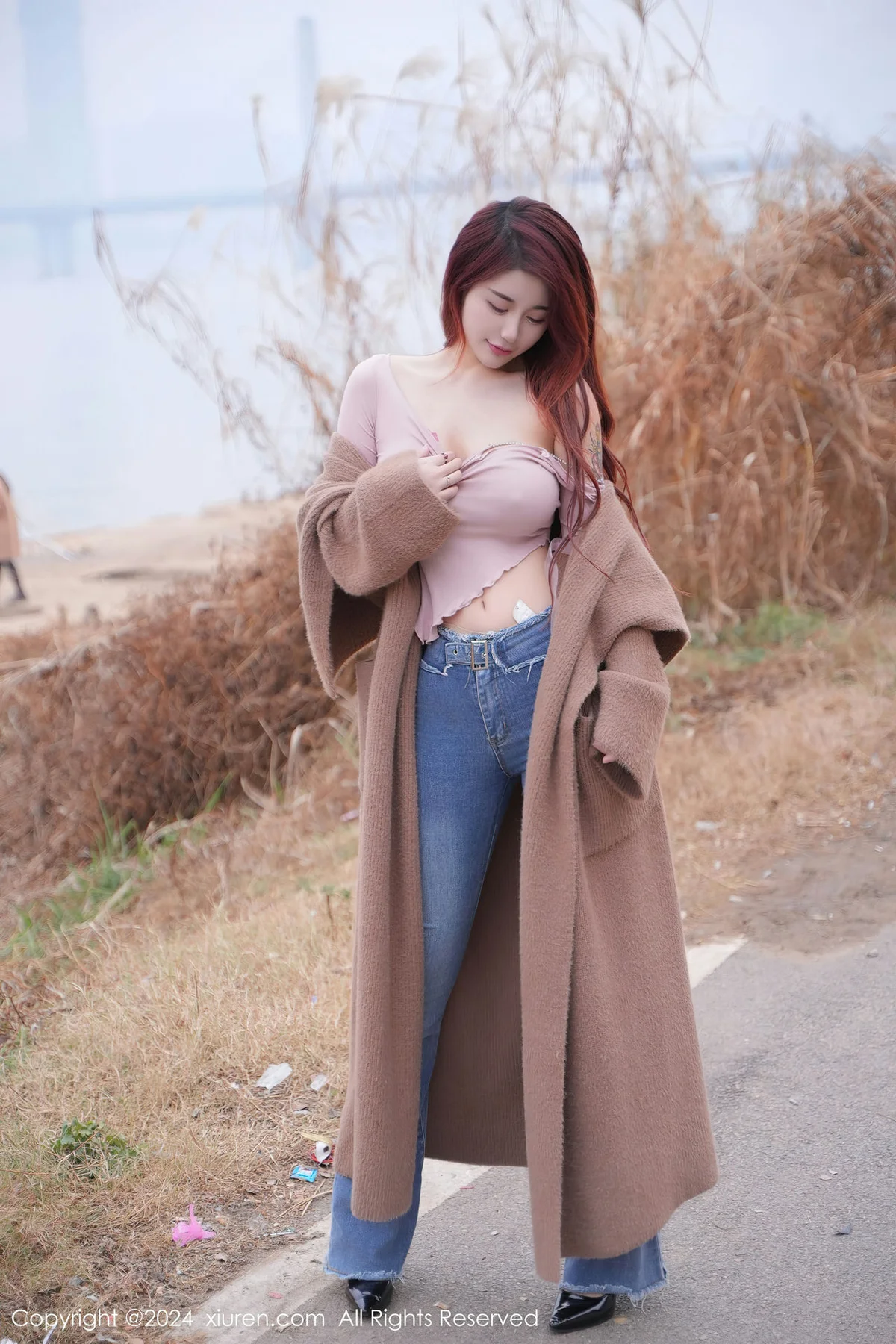 XiuRen 秀人 No.8076  美七Mia 蓝色牛仔裤性感写真1 - 10