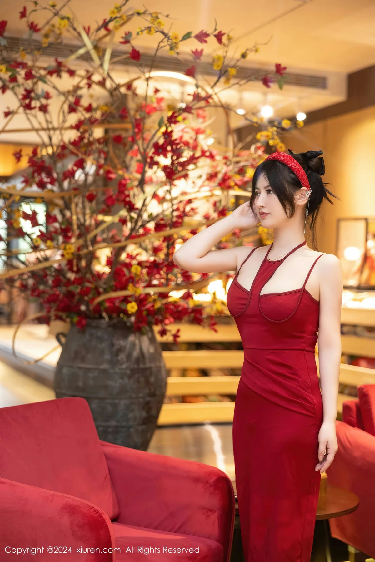 XiuRen 秀人 No.8078  诗诗kiki 红色情趣吊带写真1 - 2