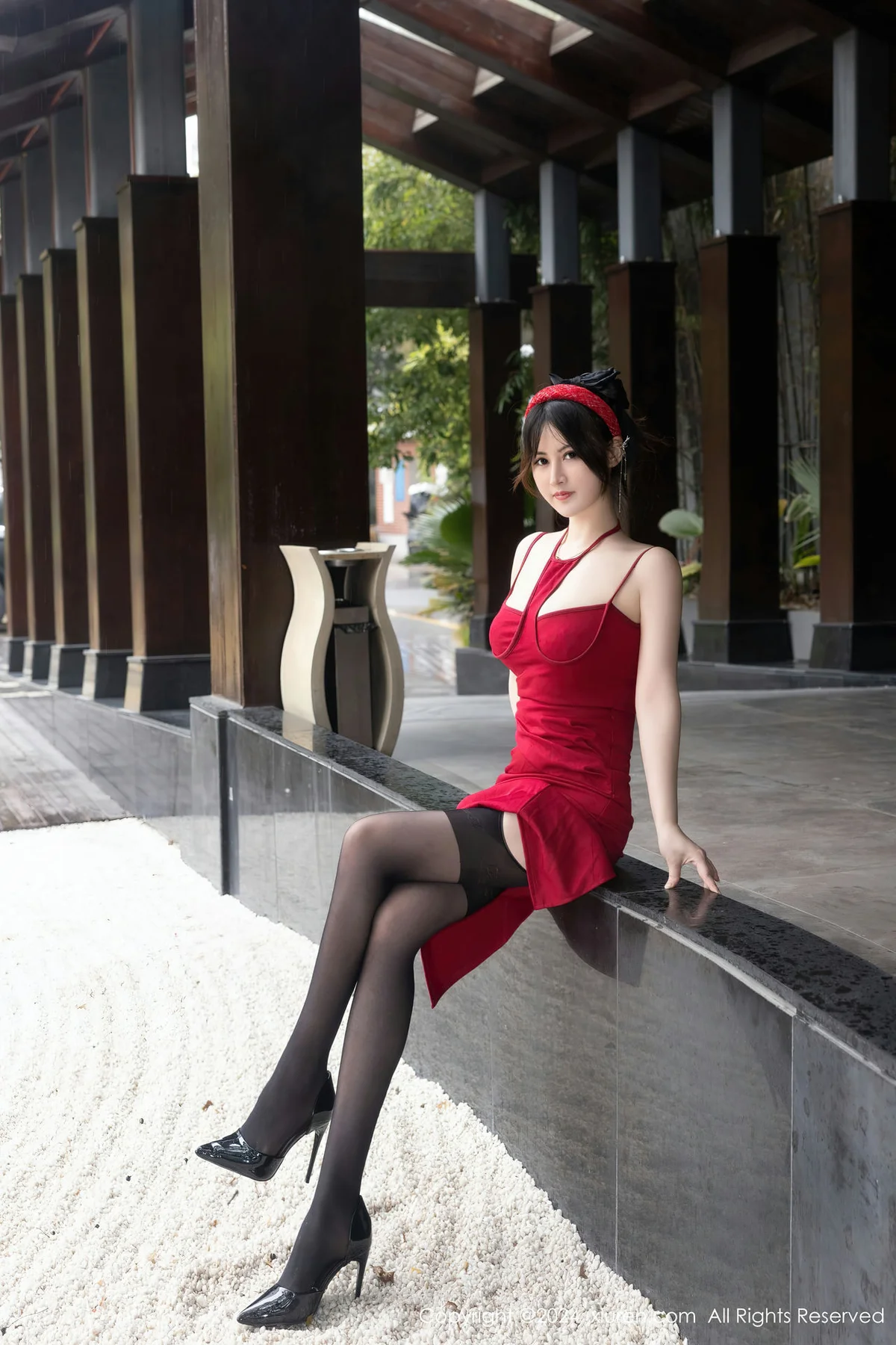 XiuRen 秀人 No.8078  诗诗kiki 红色情趣吊带写真1 - 3