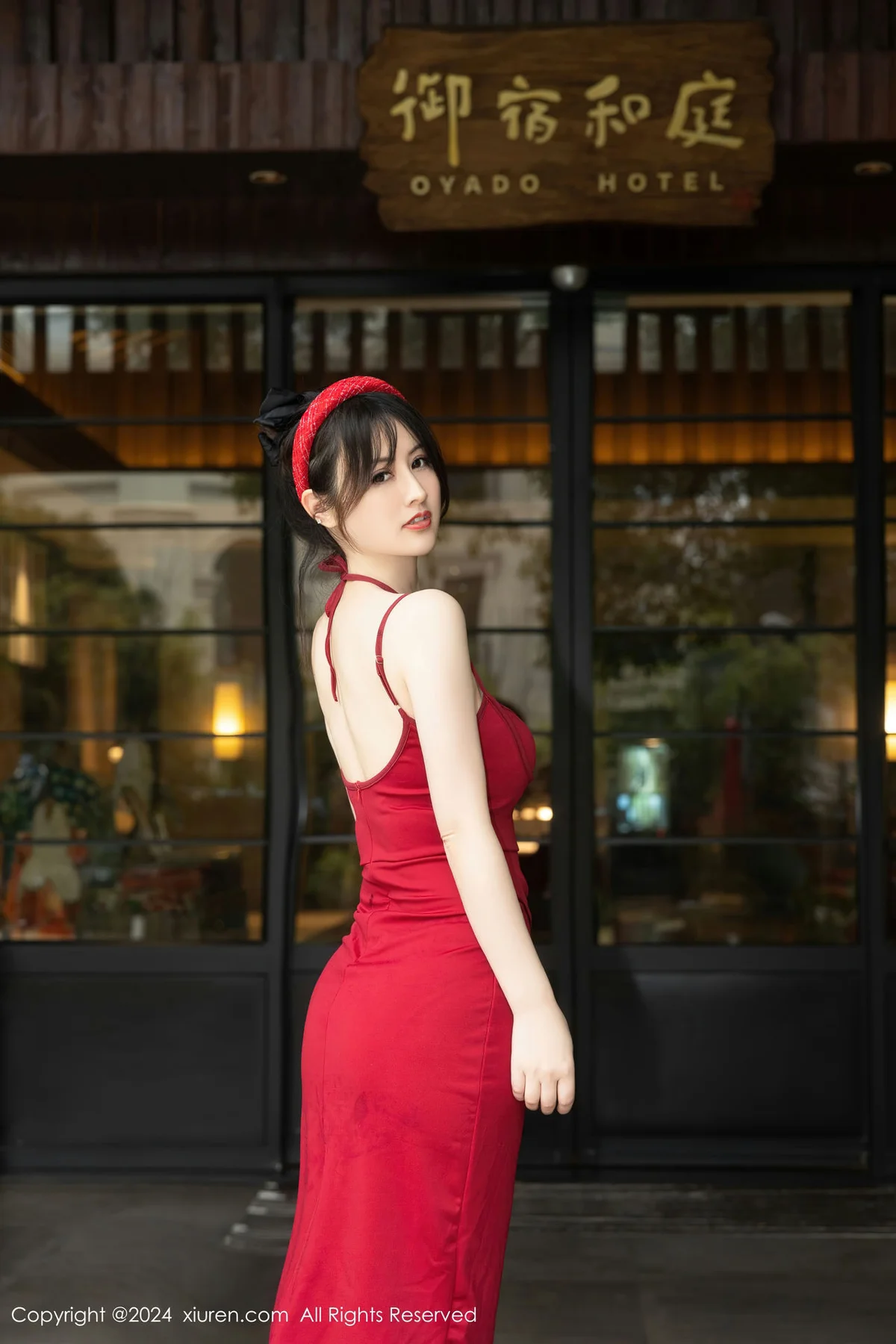 XiuRen 秀人 No.8078  诗诗kiki 红色情趣吊带写真1 - 5