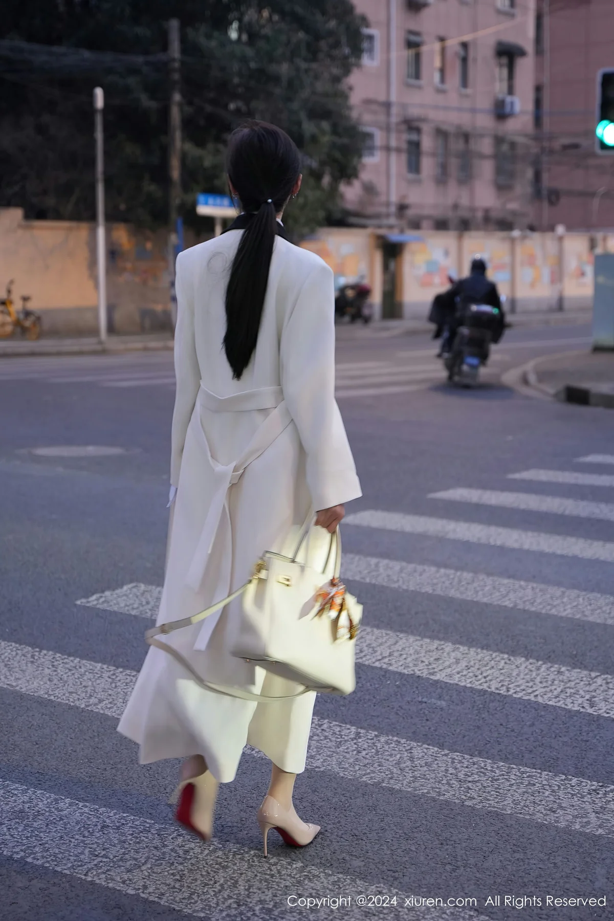 XiuRen 秀人 No.8083  Carol周妍希 原色丝袜三亚心愿旅拍1 - 5