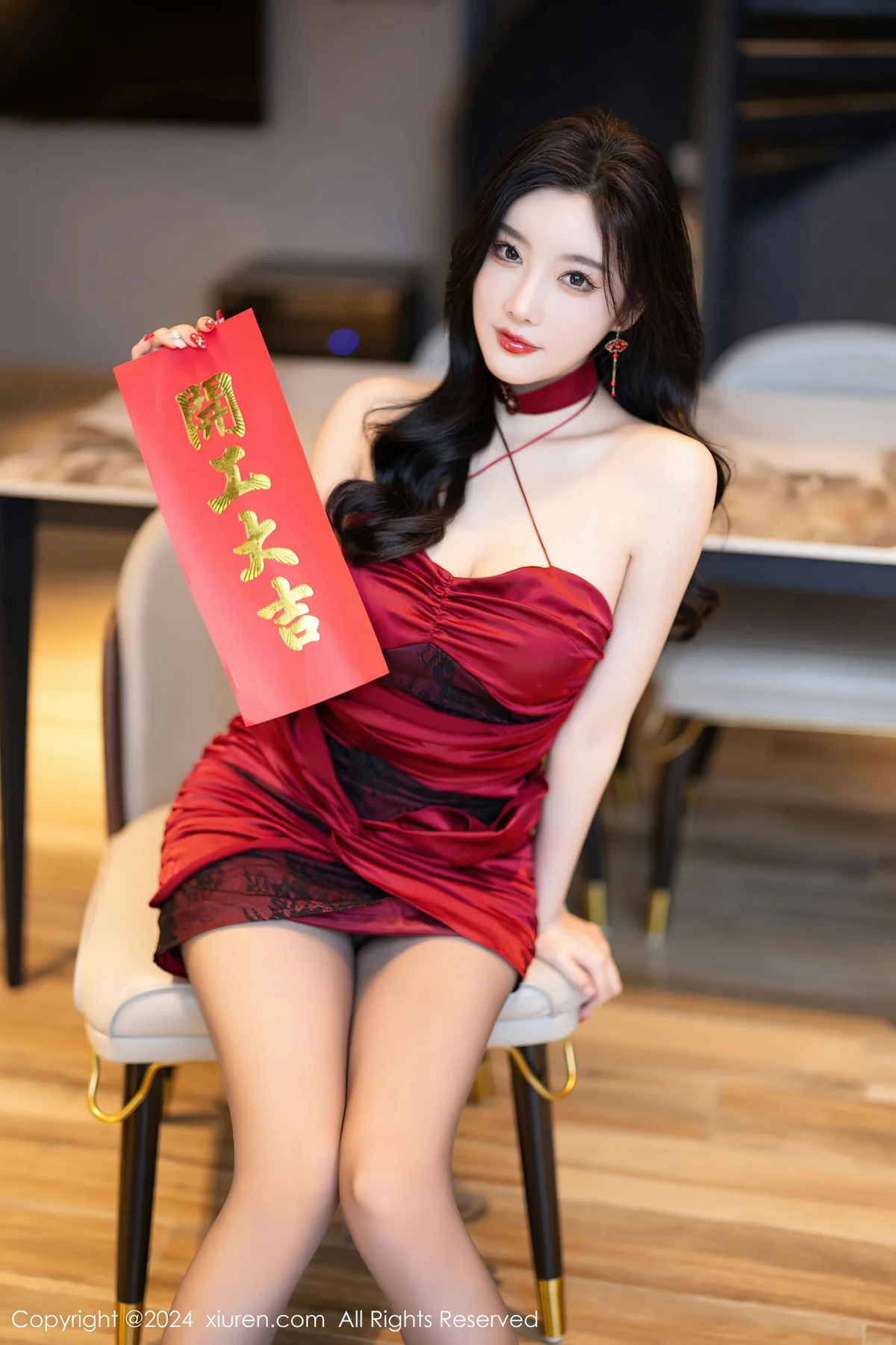 XiuRen 秀人 No.8103  杨晨晨Yome 魅惑灰丝性感写真1 - 5