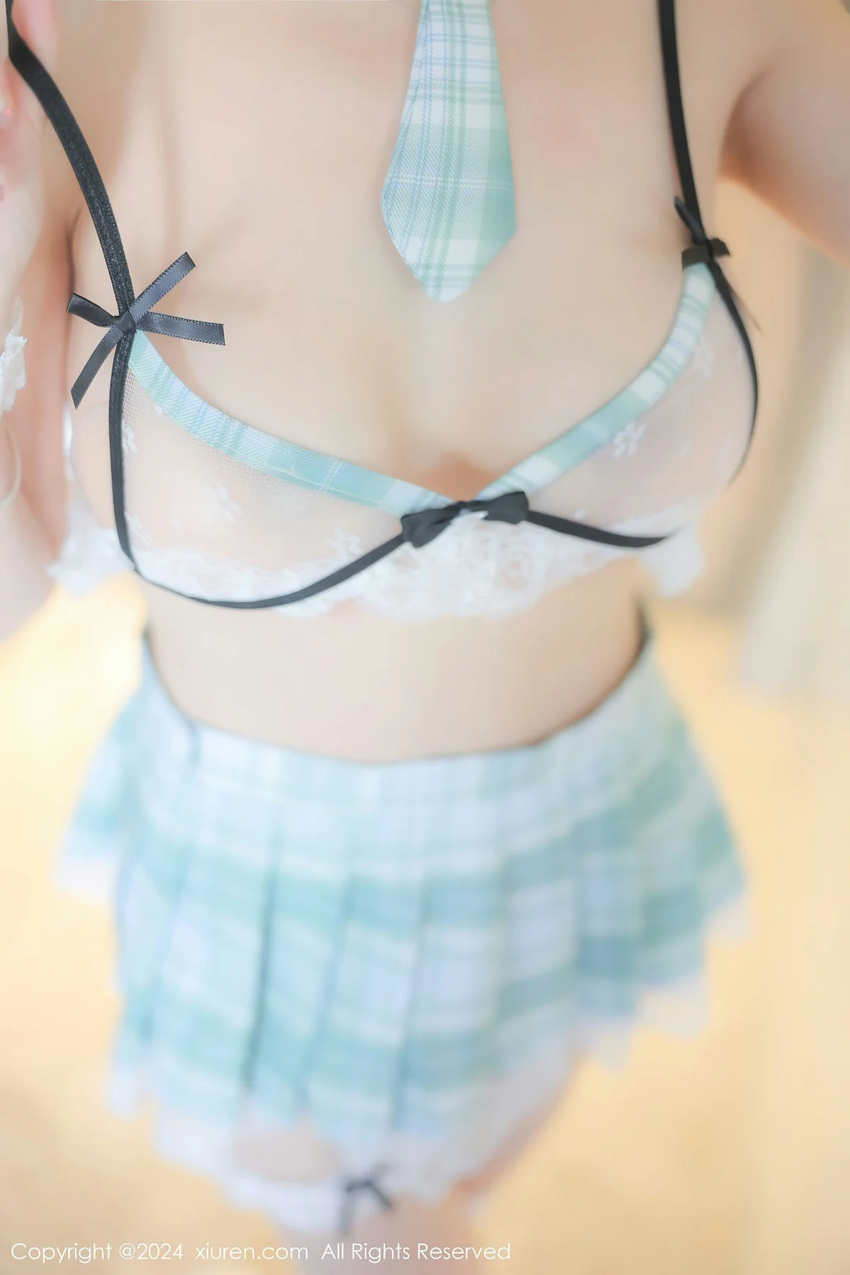 XiuRen 秀人 No.8108  林幼一 蓝白格子裙性感写真33 - 9