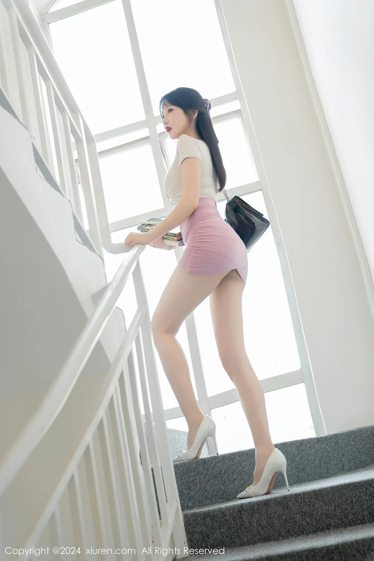 XiuRen 秀人 No.8112  波巧酱 家庭教师性感写真33 - 1