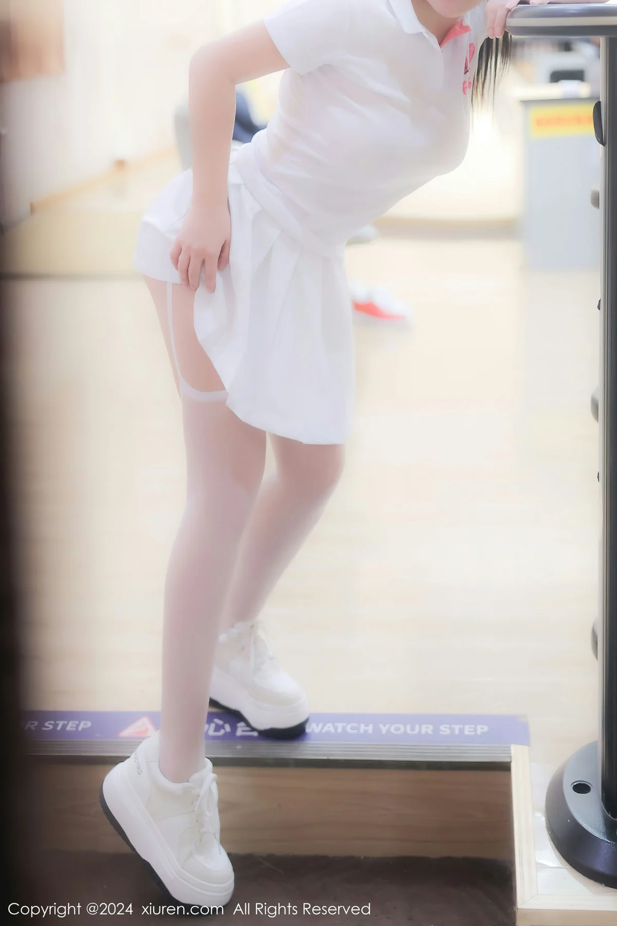 XiuRen 秀人 No.8118  小薯条nienie 保龄球馆场景拍摄性感写真11 - 10