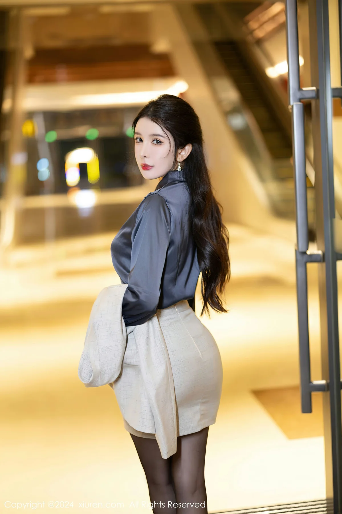 XiuRen 秀人 No.8126  李丽莎 熟女姿态性感写真11 - 3