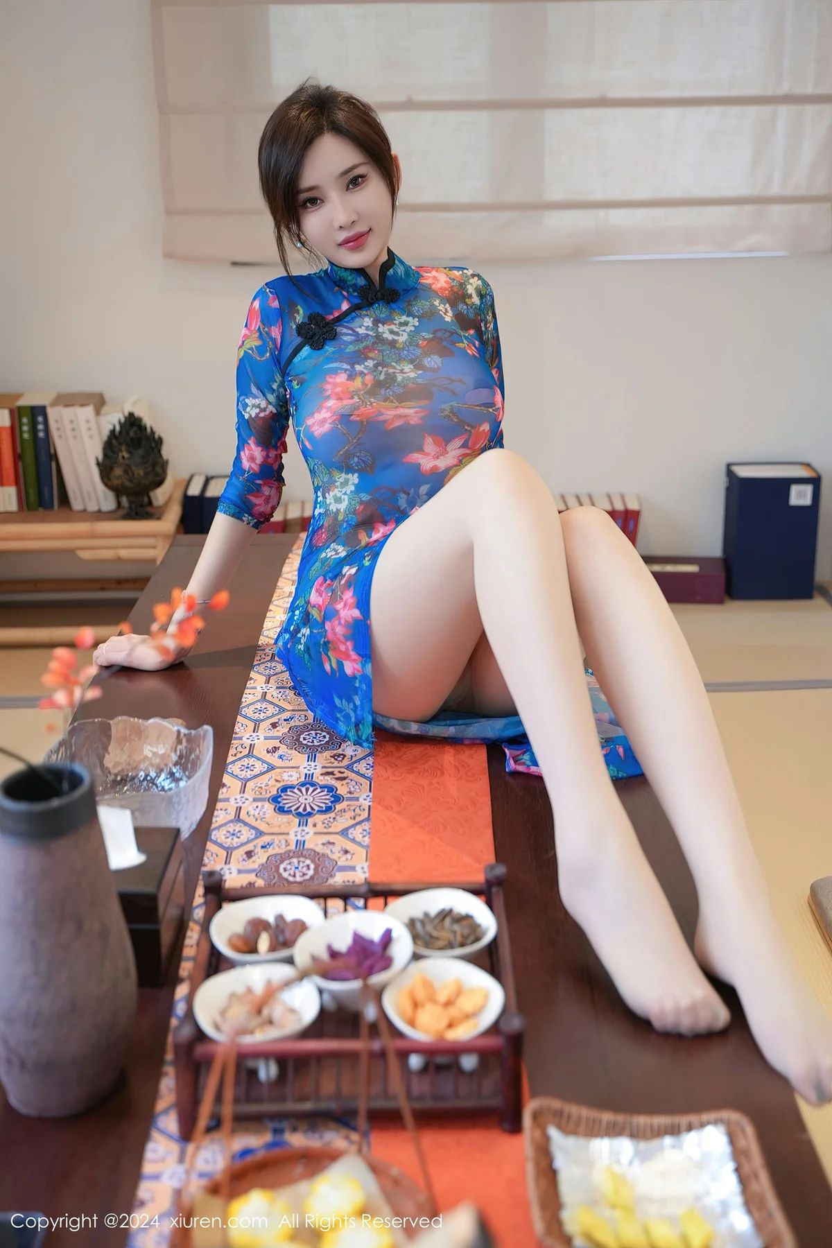 XiuRen 秀人 No.8127  Carol周妍希 蓝色旗袍性感写真33 - 1