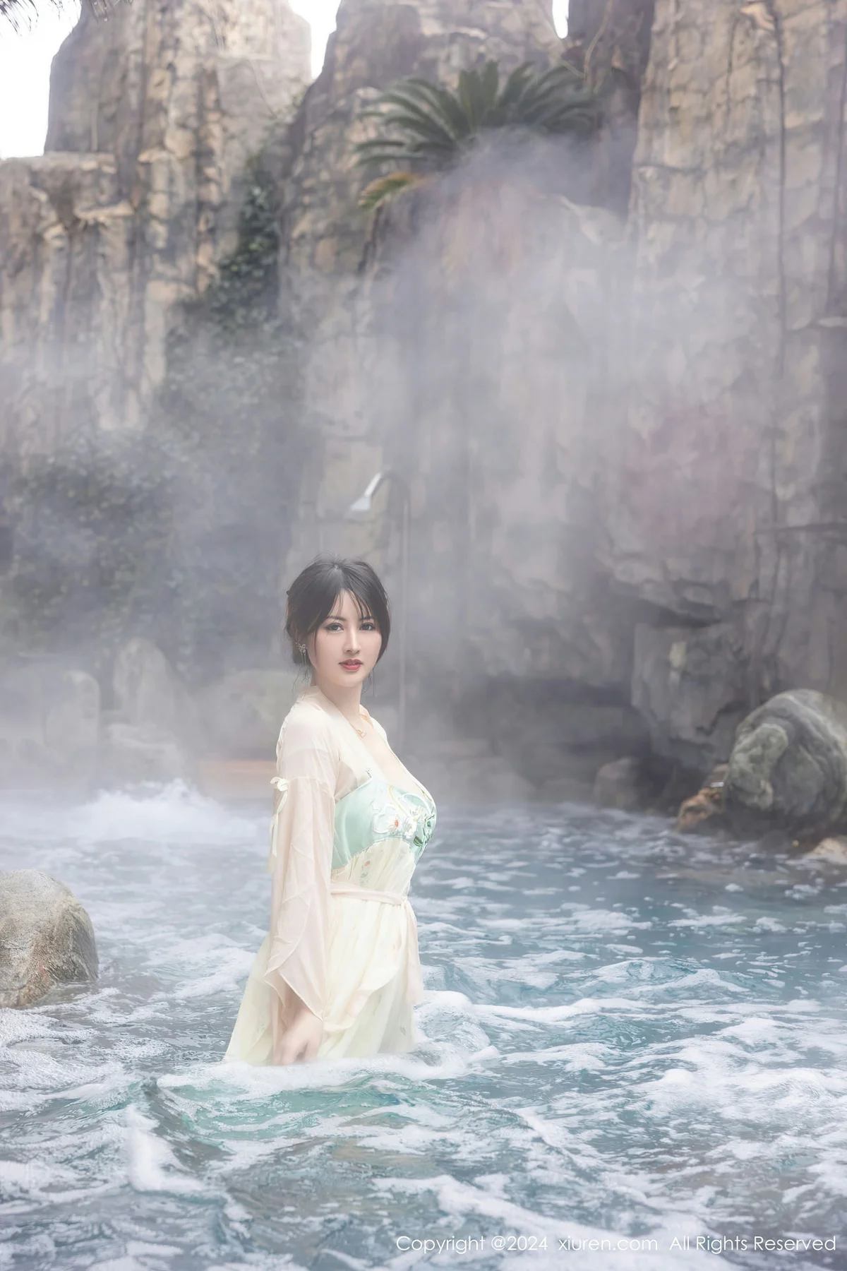 XiuRen 秀人 No.8128  诗诗kiki 温泉古装情趣服饰性感写真1 - 8