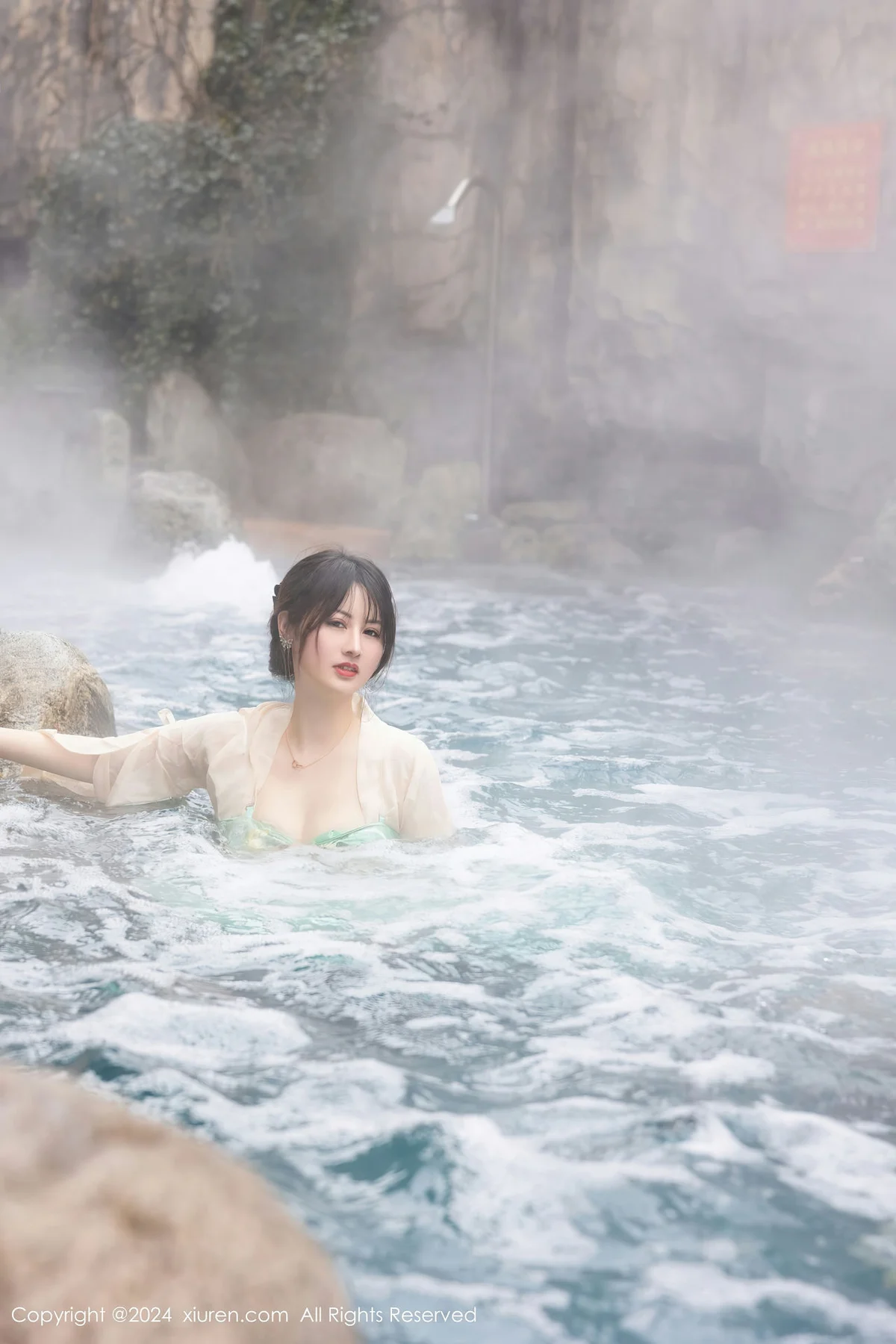 XiuRen 秀人 No.8128  诗诗kiki 温泉古装情趣服饰性感写真1 - 9