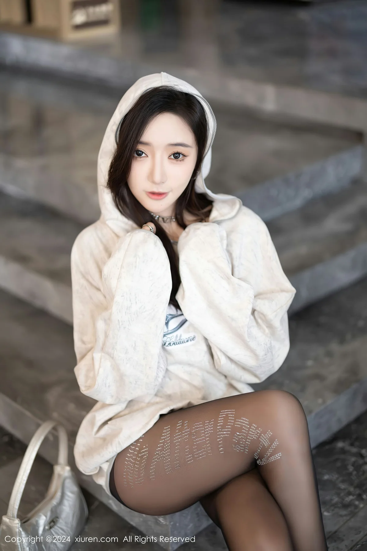 XiuRen 秀人 No.8135  王馨瑶yanni 轻透情趣服饰性感写真1 - 1