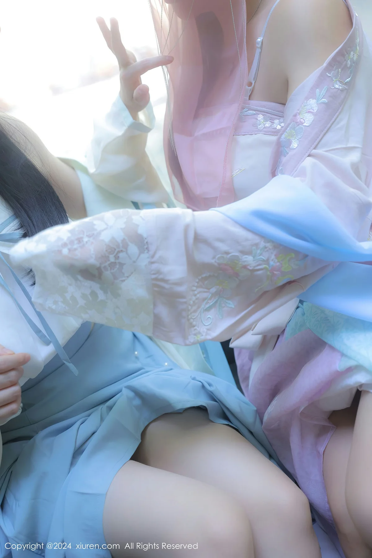 XiuRen 秀人 No.8137  豆瓣酱模特合集 古装性感穿搭写真 - 6