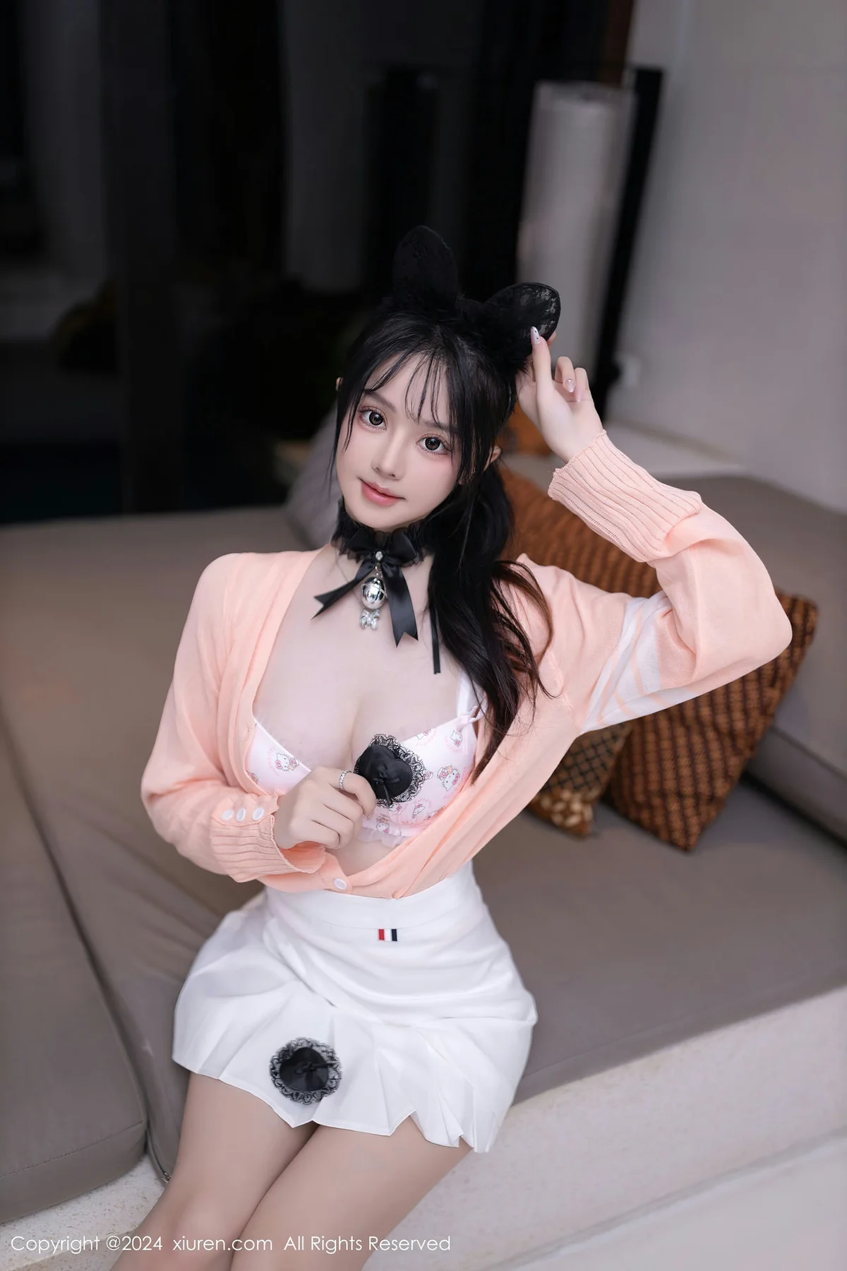 XiuRen 秀人 No.8138  幼幼 粉色上衣性感写真111 - 8