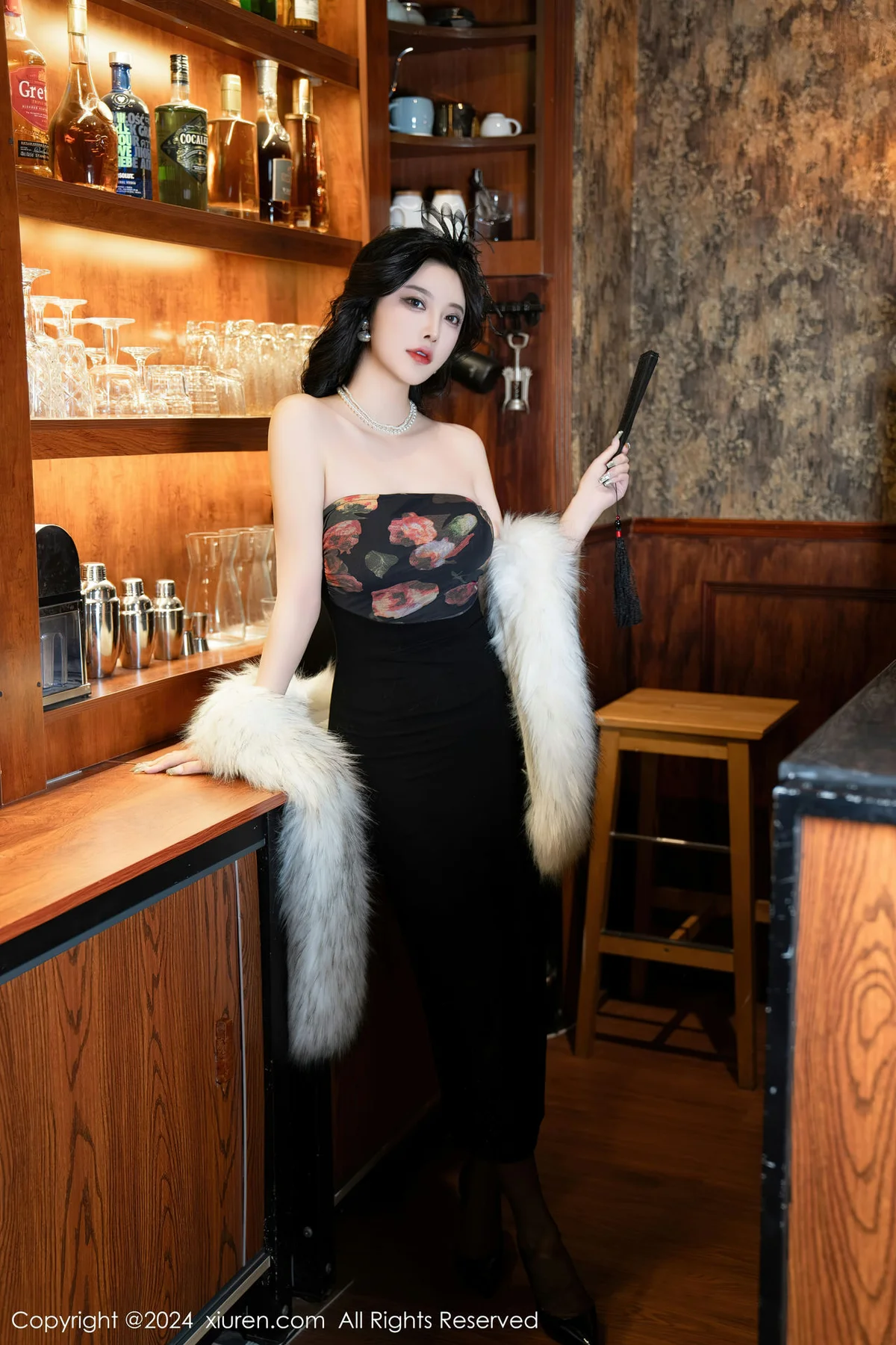 XiuRen 秀人 No.8169  杨晨晨Yome 魅惑黑丝性感写真1 - 1