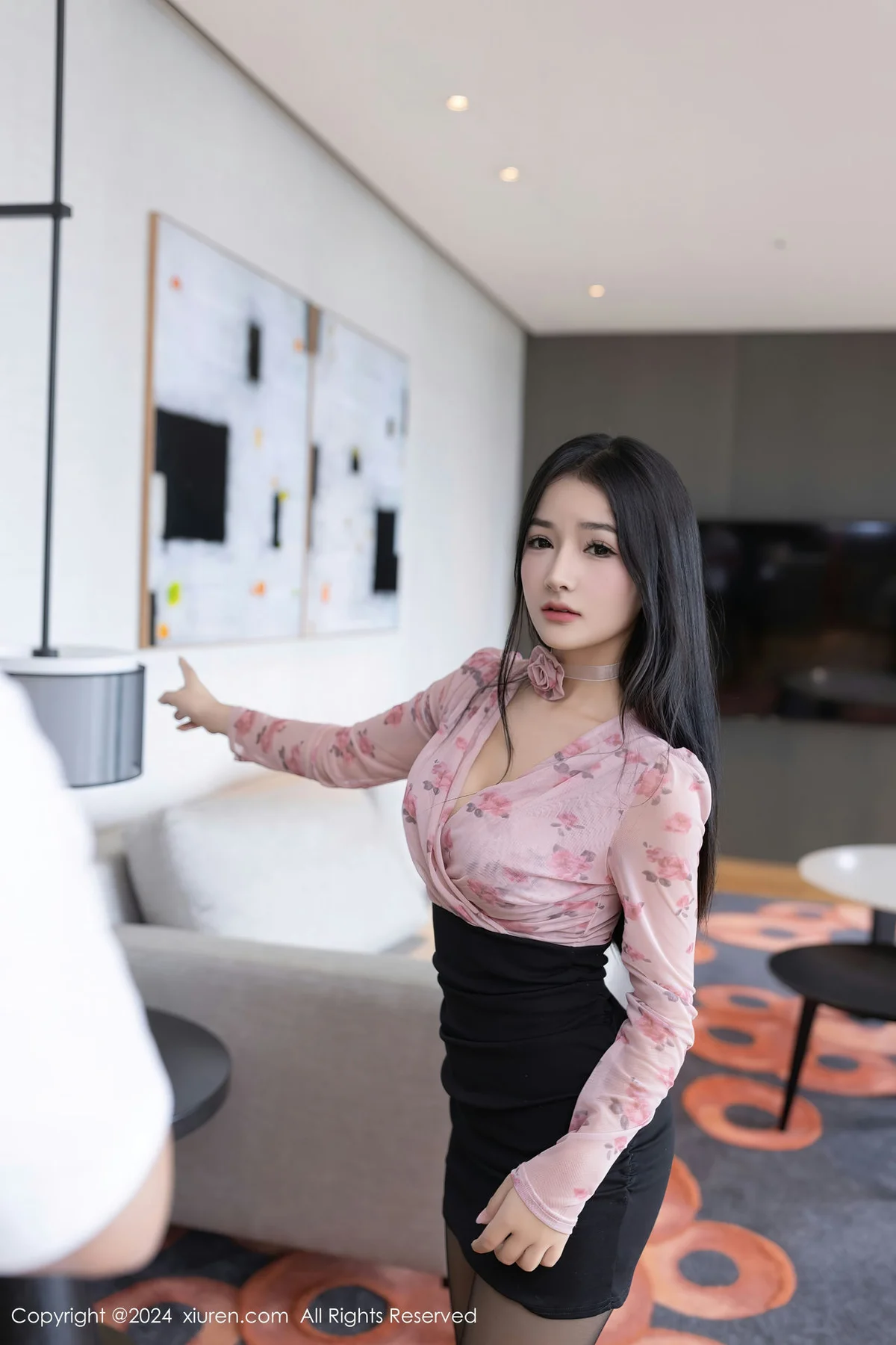 XiuRen 秀人 No.8187 小茶茶tea 花色上衣泰国旅拍2 - 6