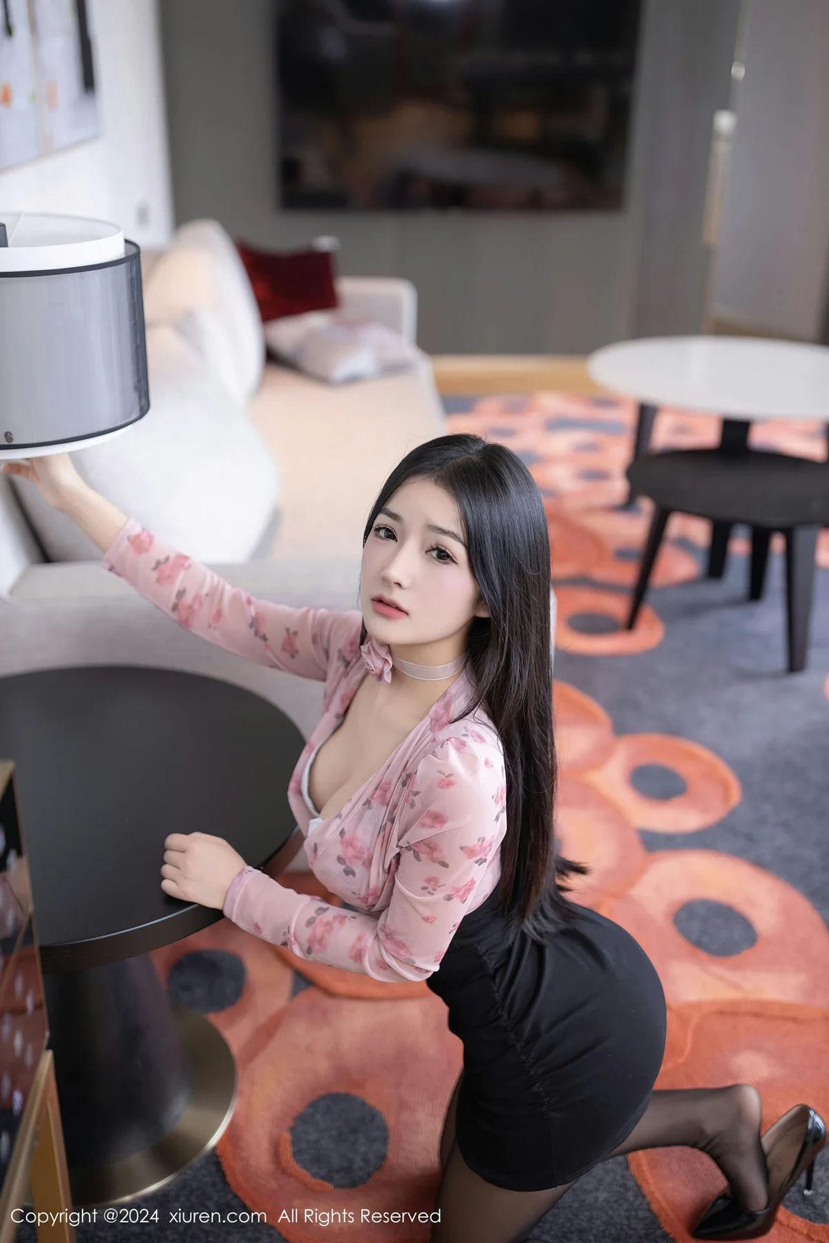 XiuRen 秀人 No.8187 小茶茶tea 花色上衣泰国旅拍2 - 8