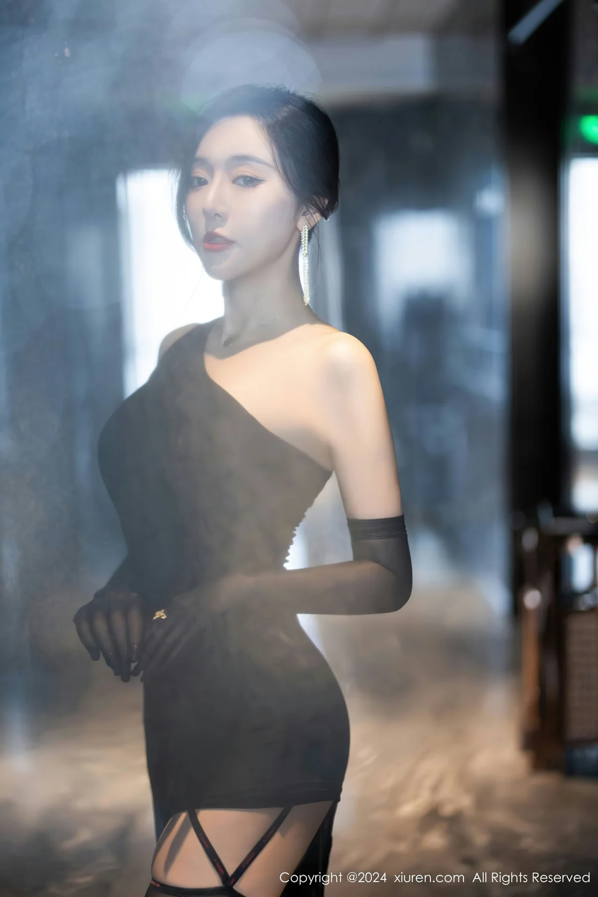 XiuRen 秀人 No.8194  王馨瑶yanni 主题为《秘密任务》 性感写真1 - 10