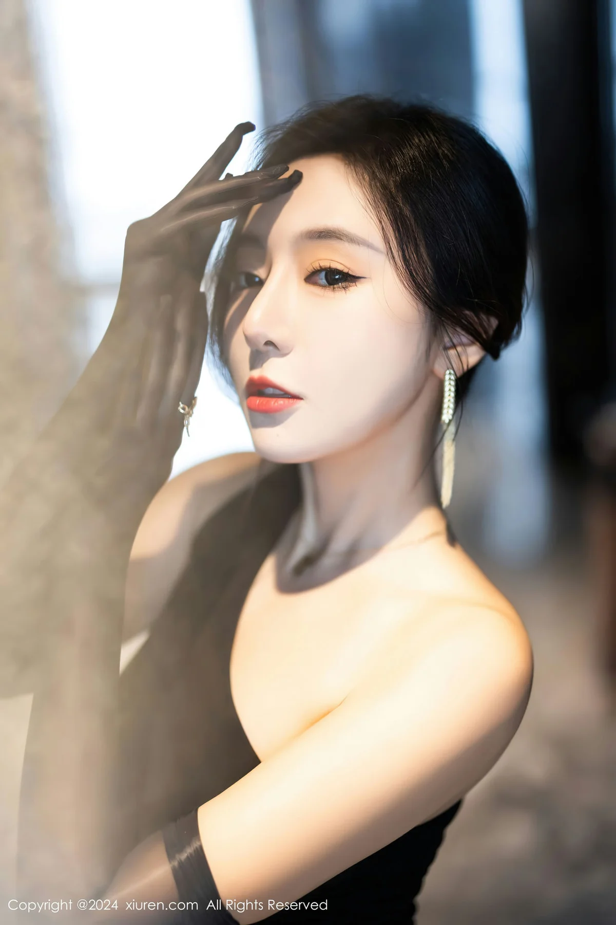 XiuRen 秀人 No.8194  王馨瑶yanni 主题为《秘密任务》 性感写真1 - 3