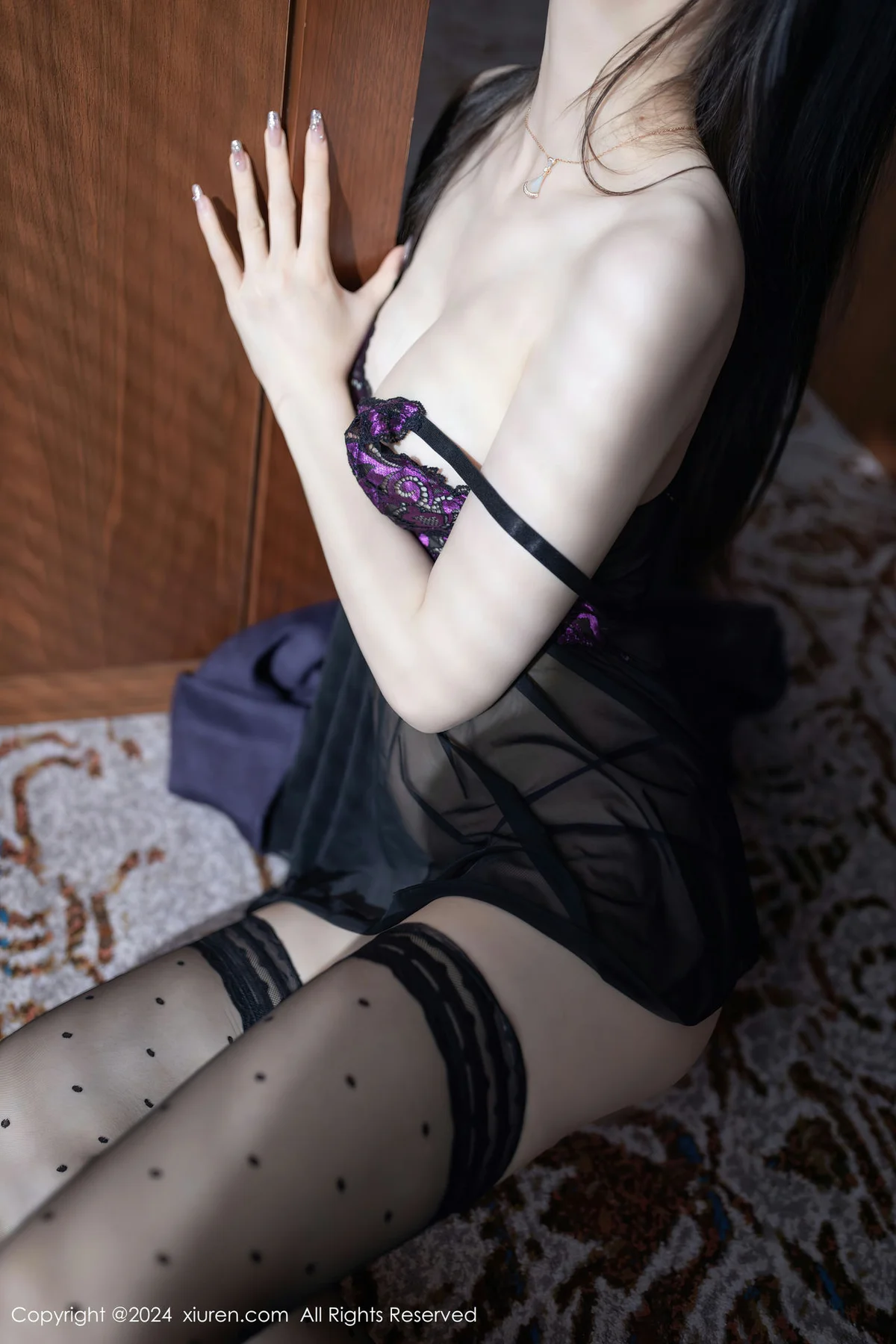 XiuRen 秀人 No.8195  小逗逗 紫色蕾丝情趣内衣性感写真11 - 10