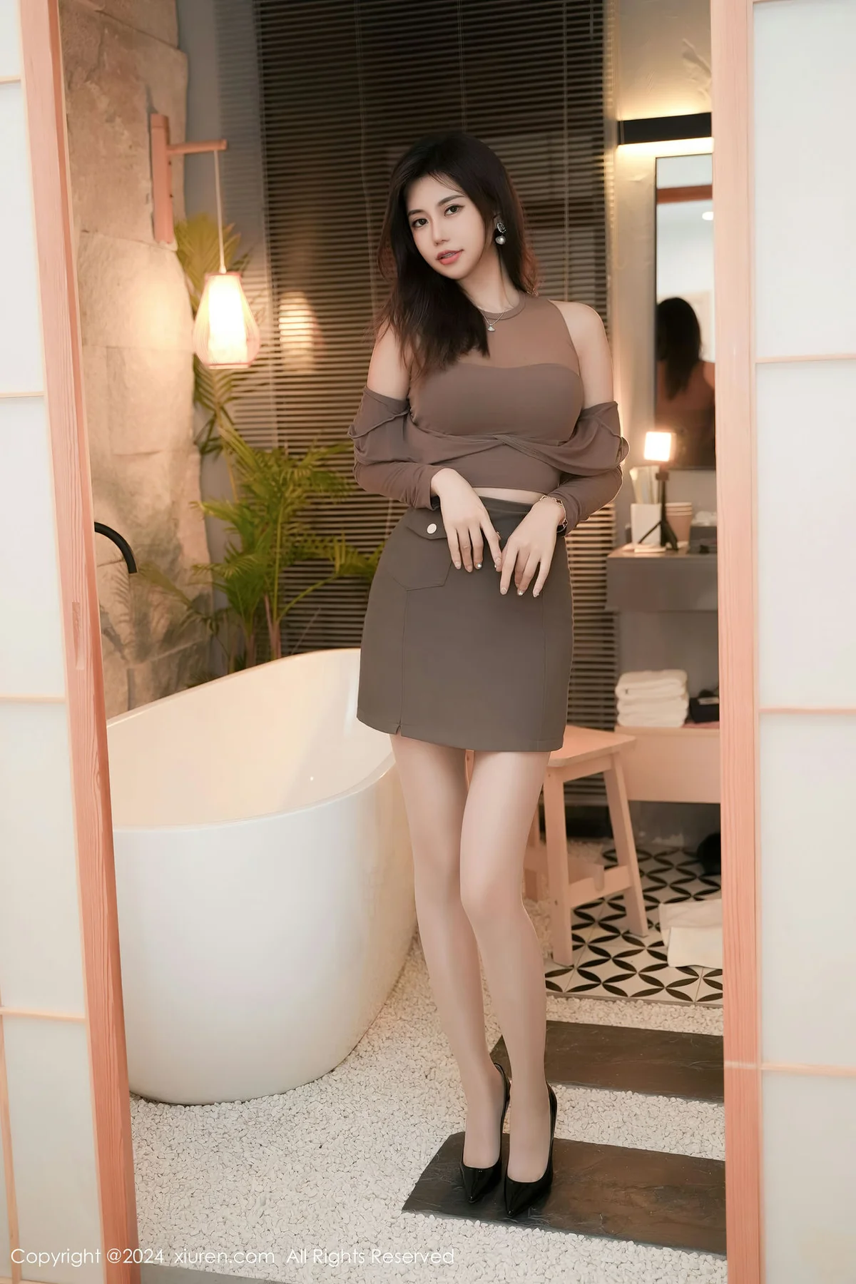 XiuRen 秀人 No.8197  绮里嘉ula 性感短裙性感写真22 - 5