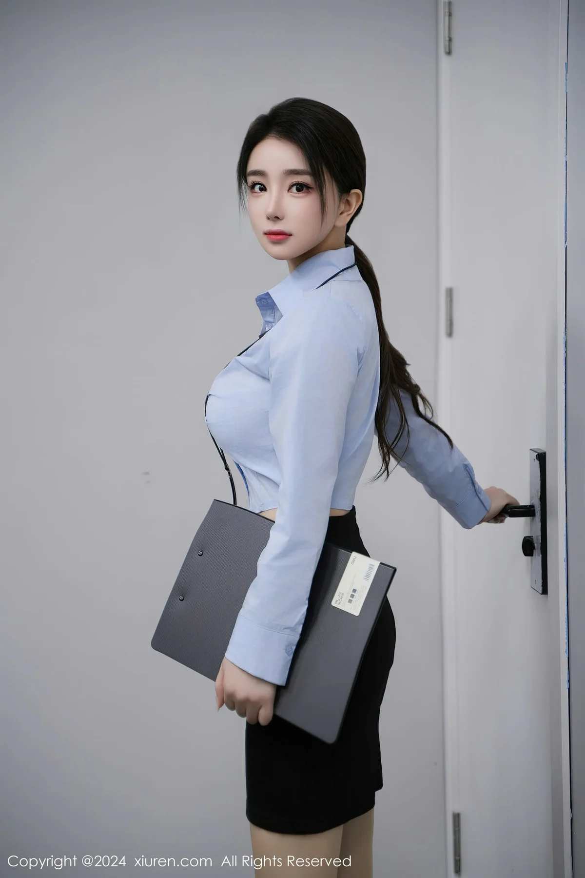 XiuRen 秀人 No.8220  雨儿酱eve模特合集性感写真2 - 1