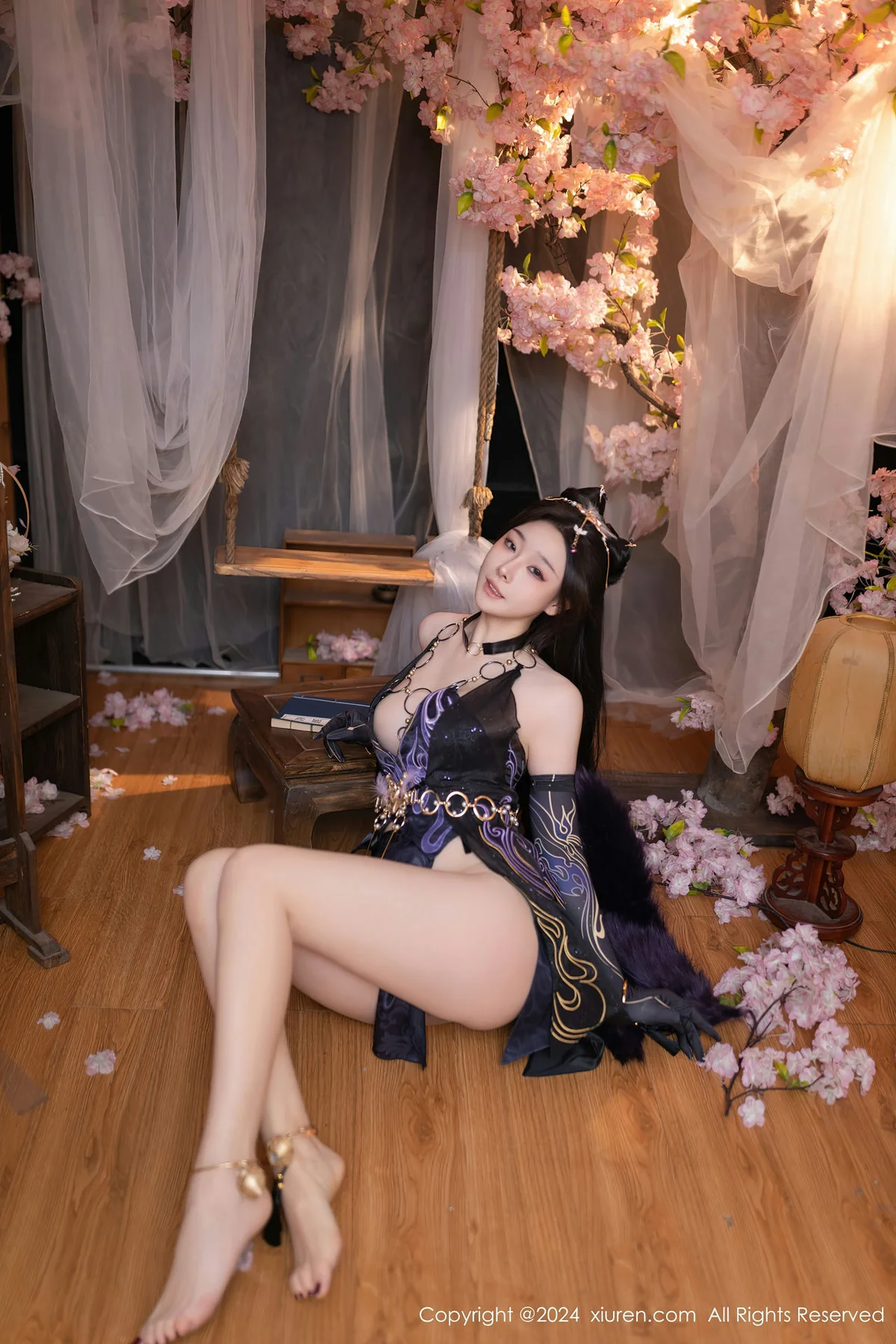 XiuRen 秀人 No.8232  小逗逗 紫色玉玲珑性感写真1 - 3