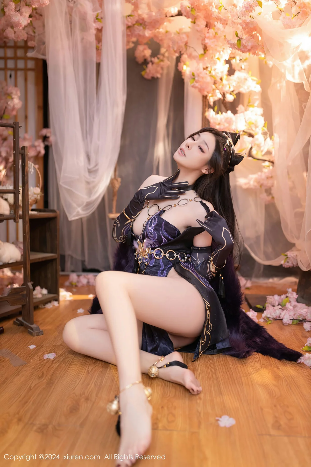 XiuRen 秀人 No.8232  小逗逗 紫色玉玲珑性感写真1 - 6