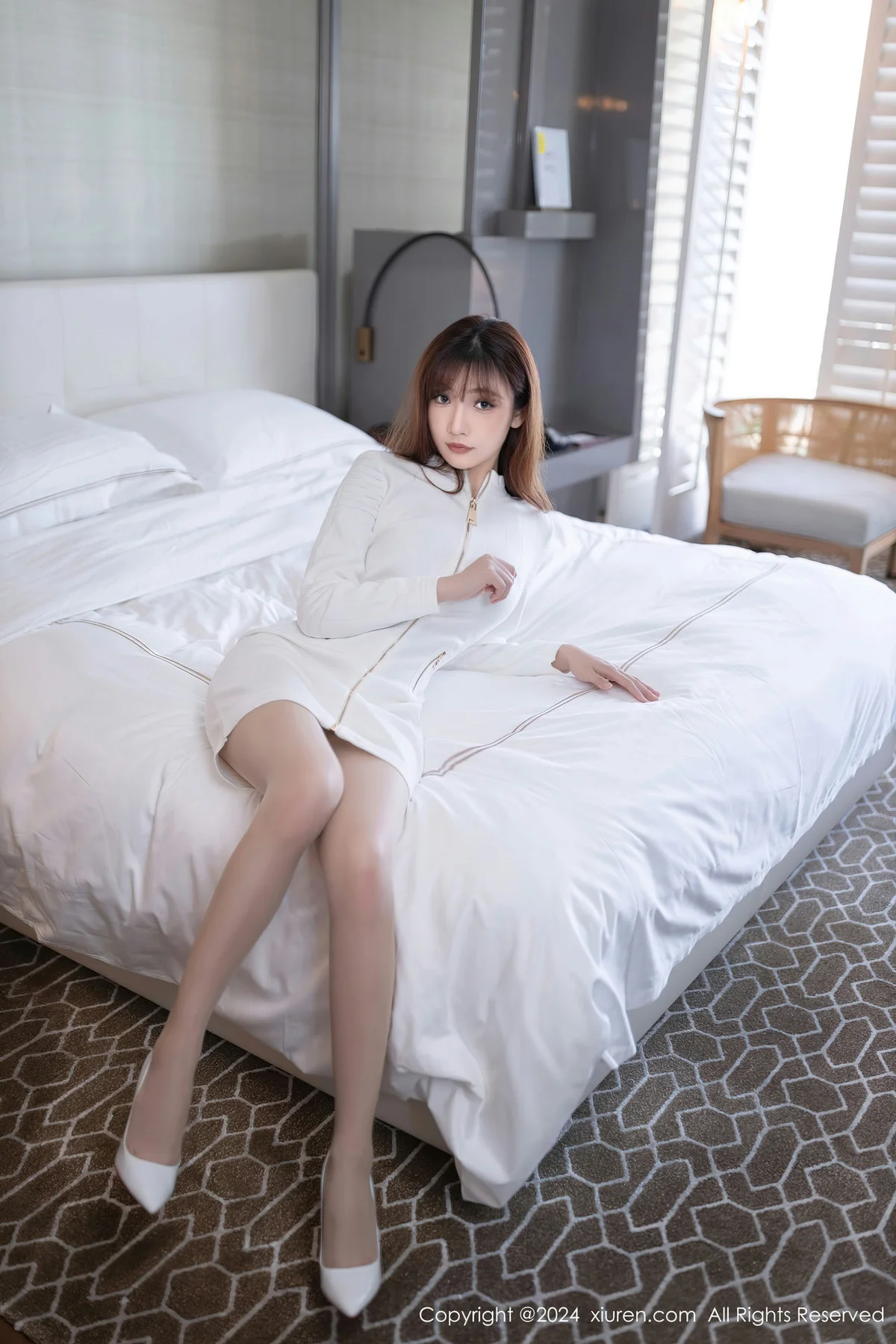 XiuRen 秀人 No.8233  陆萱萱 人原色丝袜泰国旅拍11 - 4