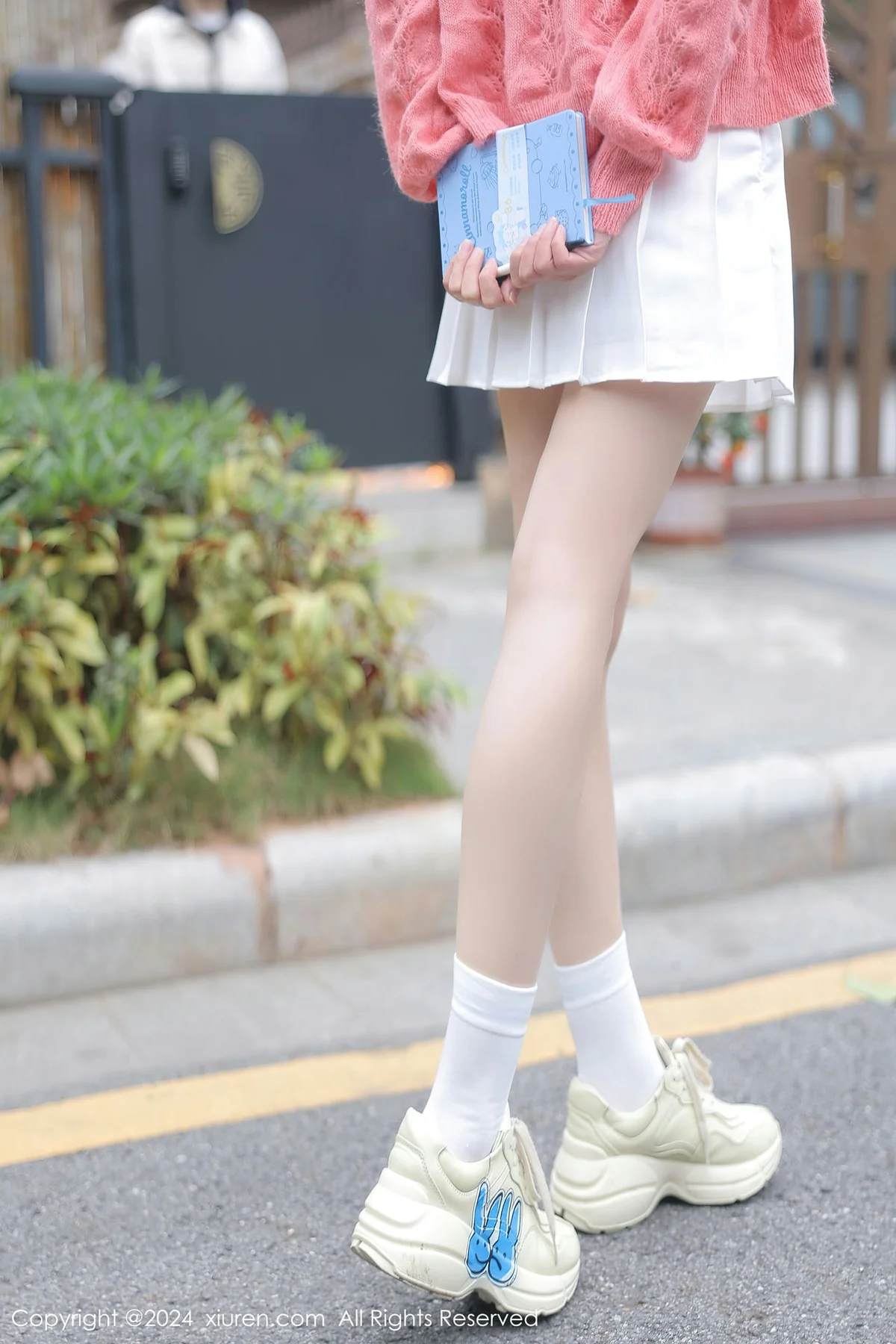 XiuRen 秀人 No.8241  桃妖夭外拍场景性感写真 - 3