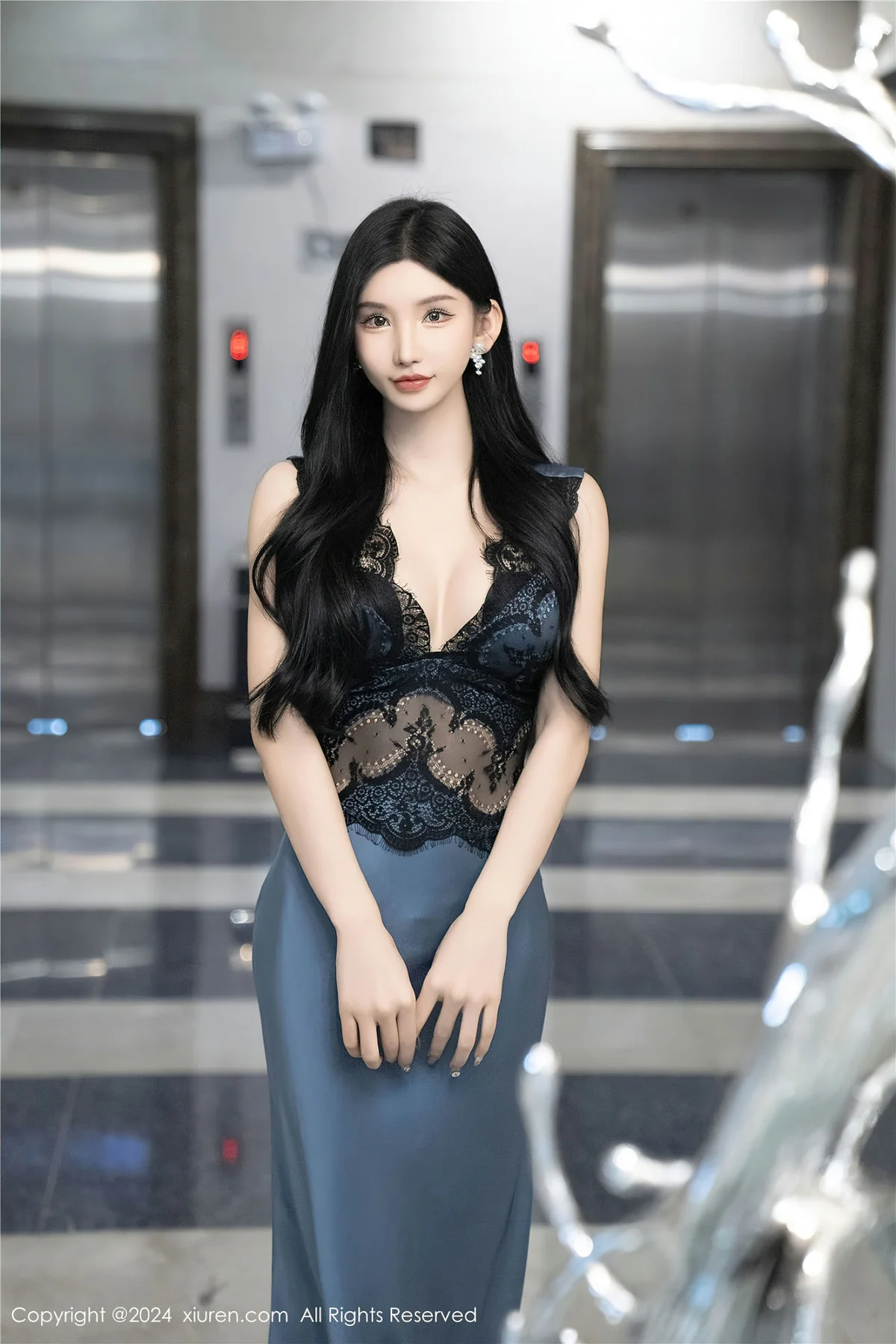 XiuRen 秀人 No.8242  周于希Sally 主题《今晚留下陪你》二月三... - 8