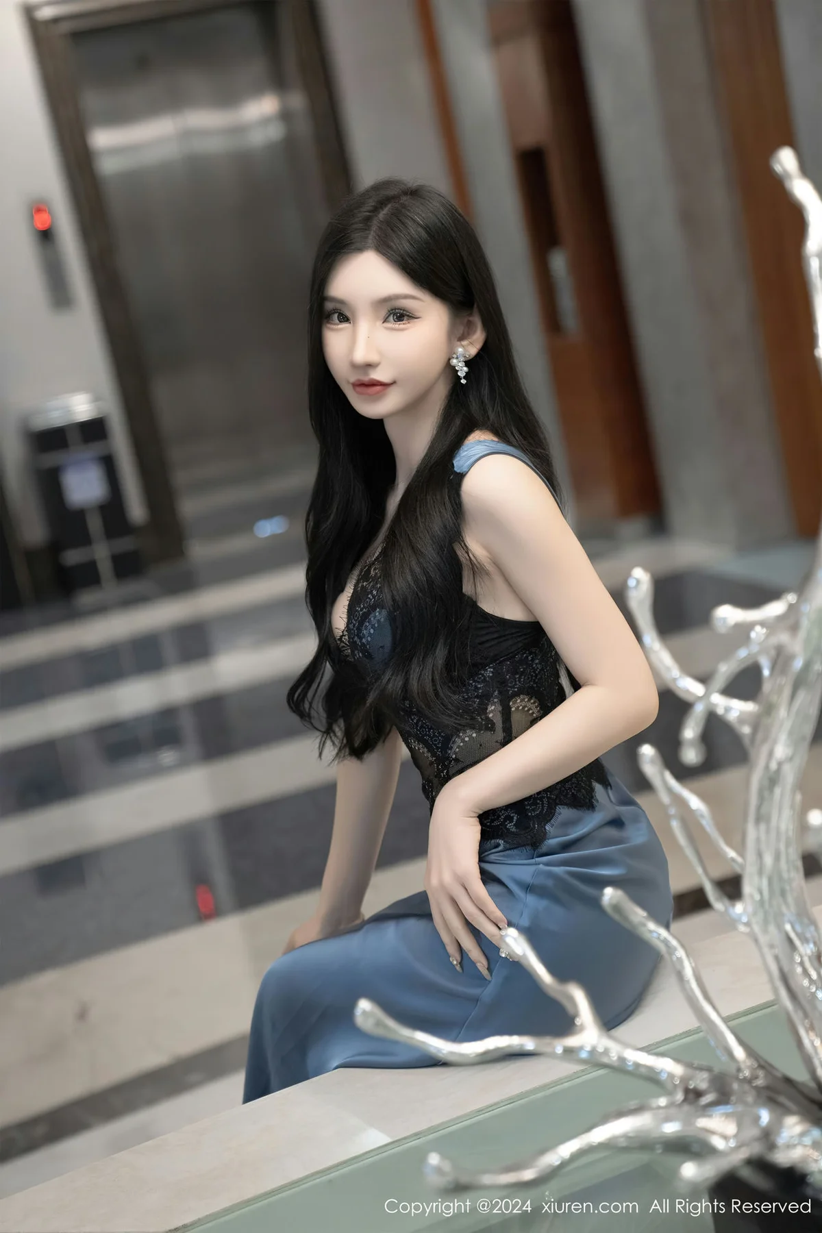 XiuRen 秀人 No.8242  周于希Sally 主题《今晚留下陪你》二月三... - 1