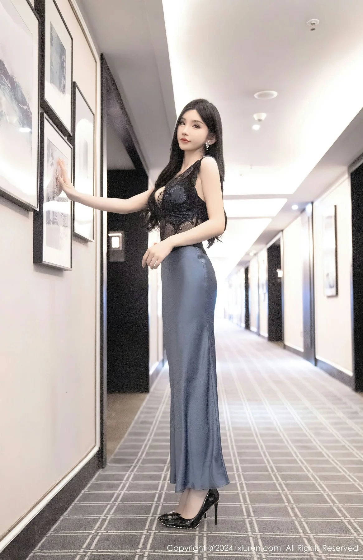 XiuRen 秀人 No.8242  周于希Sally 主题《今晚留下陪你》二月三... - 10