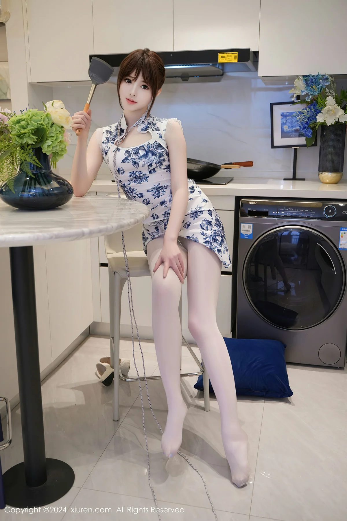 XiuRen 秀人 No.8255  梦灵儿Mini 青色轻透情趣旗袍性感写真1 - 6