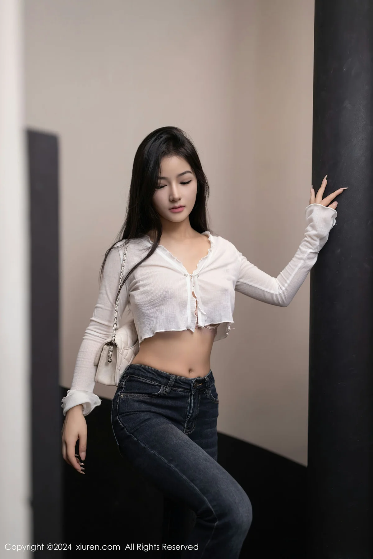 XiuRen 秀人 No.8262  小茶茶tea 粉灰色蕾丝写真发布1 - 6