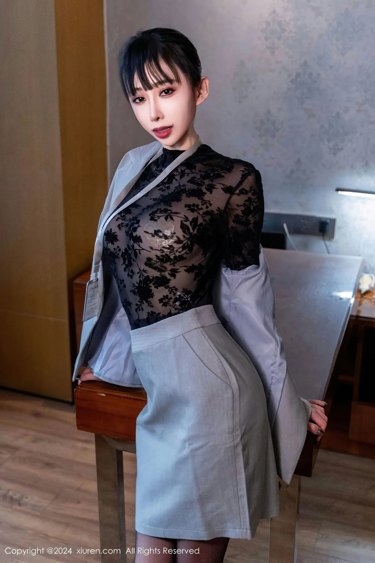 XiuRen 秀人 No.8290  宝宝甜 第一弹酒后微醺首套写真3 - 2