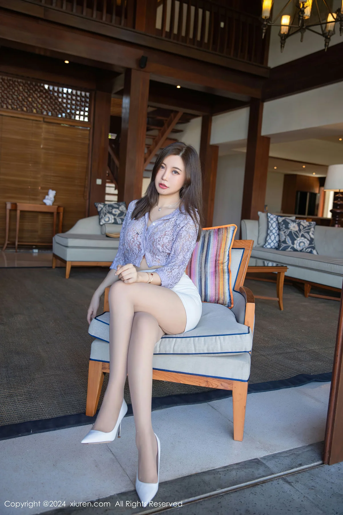 XiuRen 秀人 No.8299  绮里嘉ula 约会场景拍摄性感写真1 - 2