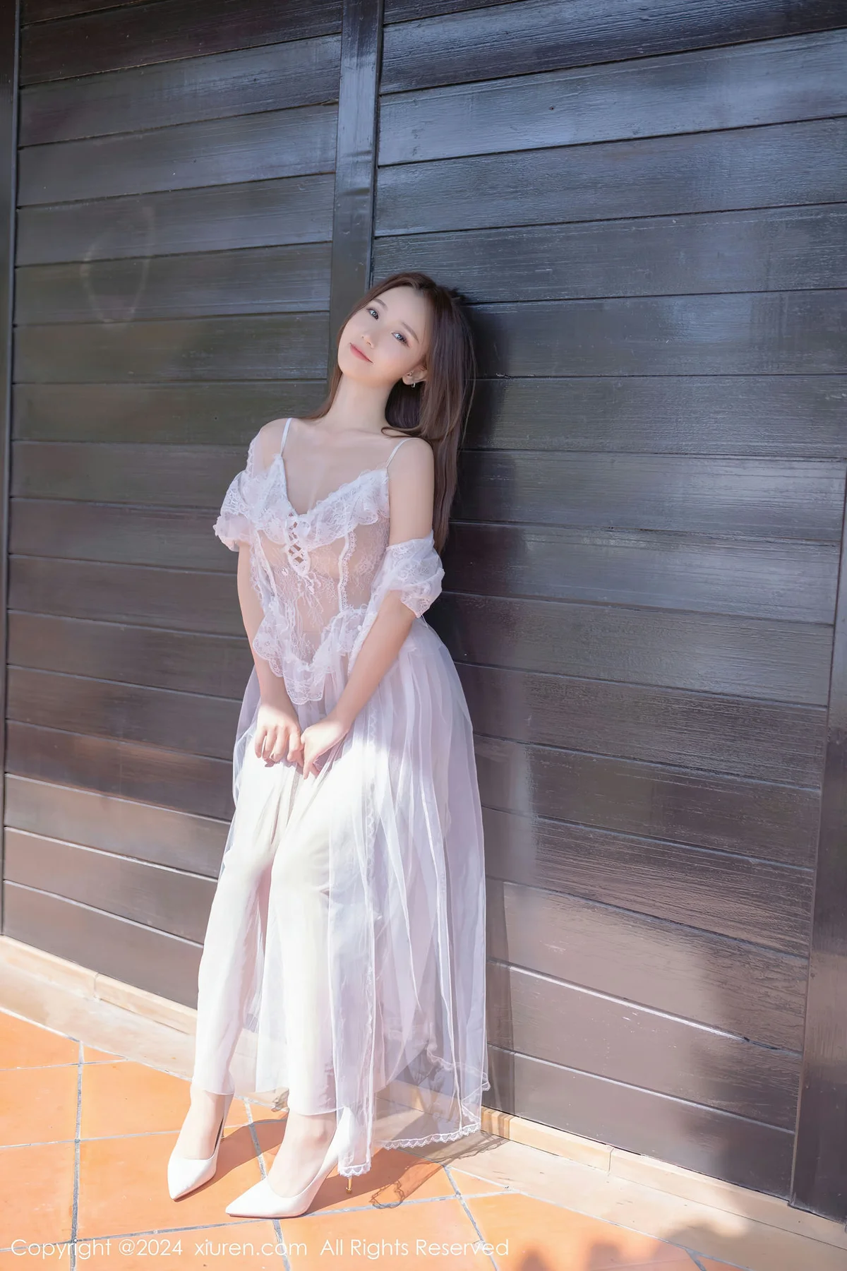 XiuRen 秀人 No.8302 杏子Yada 白色薄纱长裙性感写真3 - 9