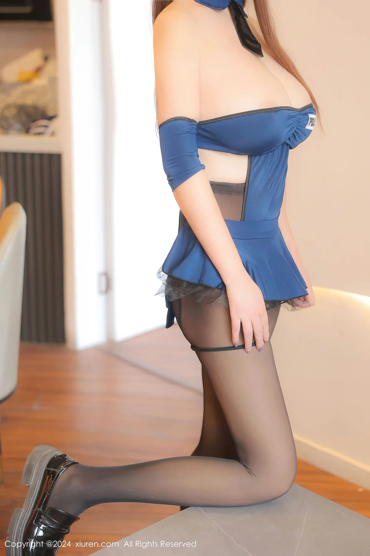 XiuRen 秀人 No.8304  陈柒柒 魅惑黑丝性感写真2 - 2