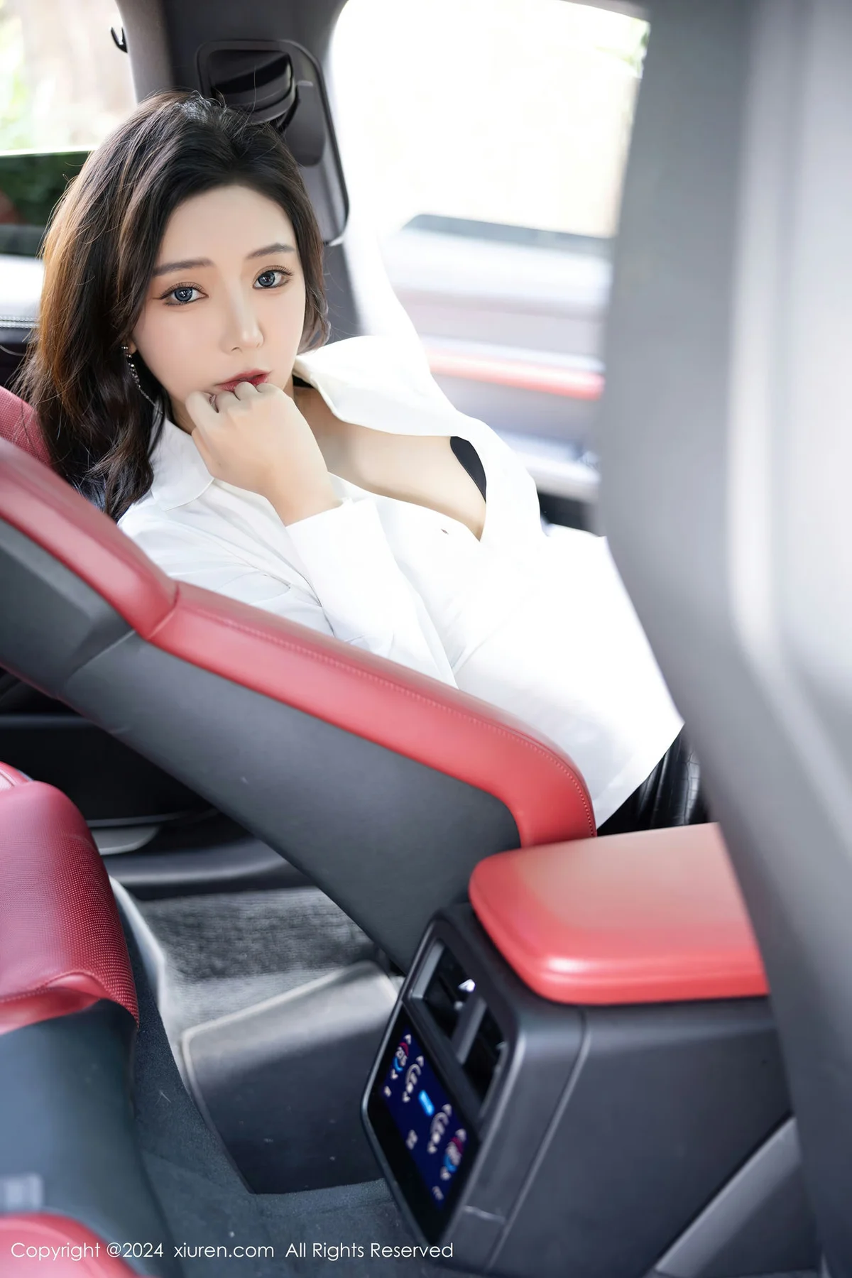 XiuRen 秀人 No.8314 王馨瑶yanni 黑丝连体哈尔滨旅拍11 - 4