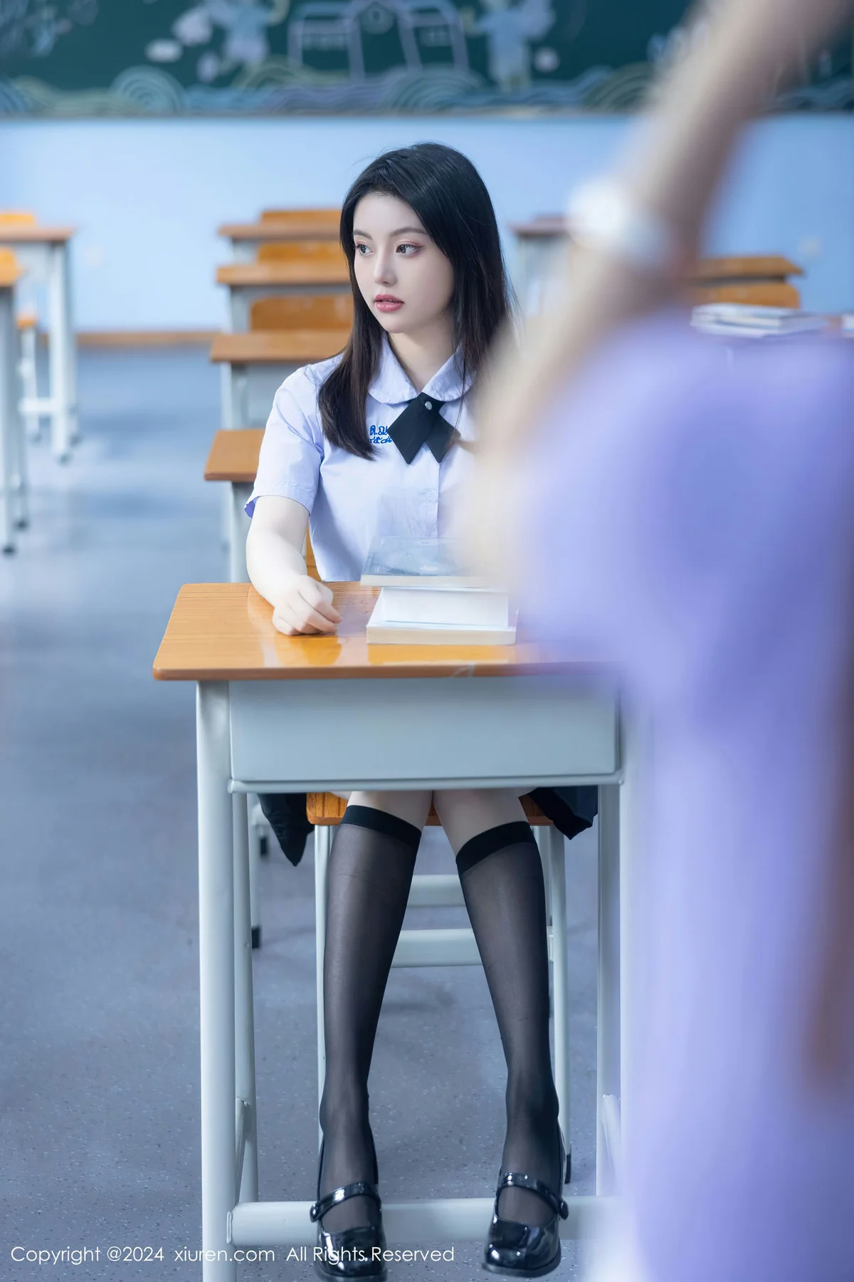 XiuRen 秀人 No.8319 豆瓣酱双人写真 校园写真澳门旅拍1 - 9