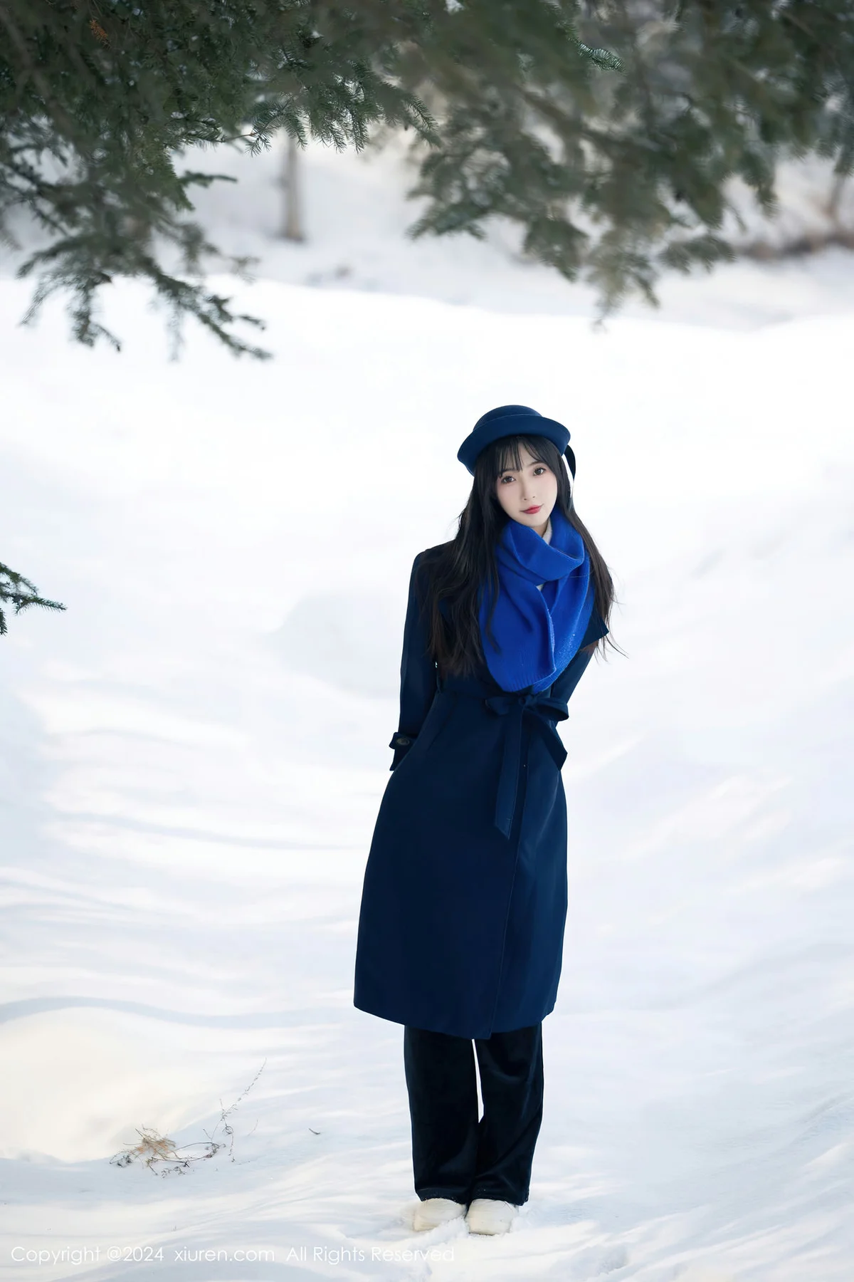 XiuRen 秀人 No.8325 林星阑 黑色蕾丝情趣内衣哈尔滨旅拍1 - 4